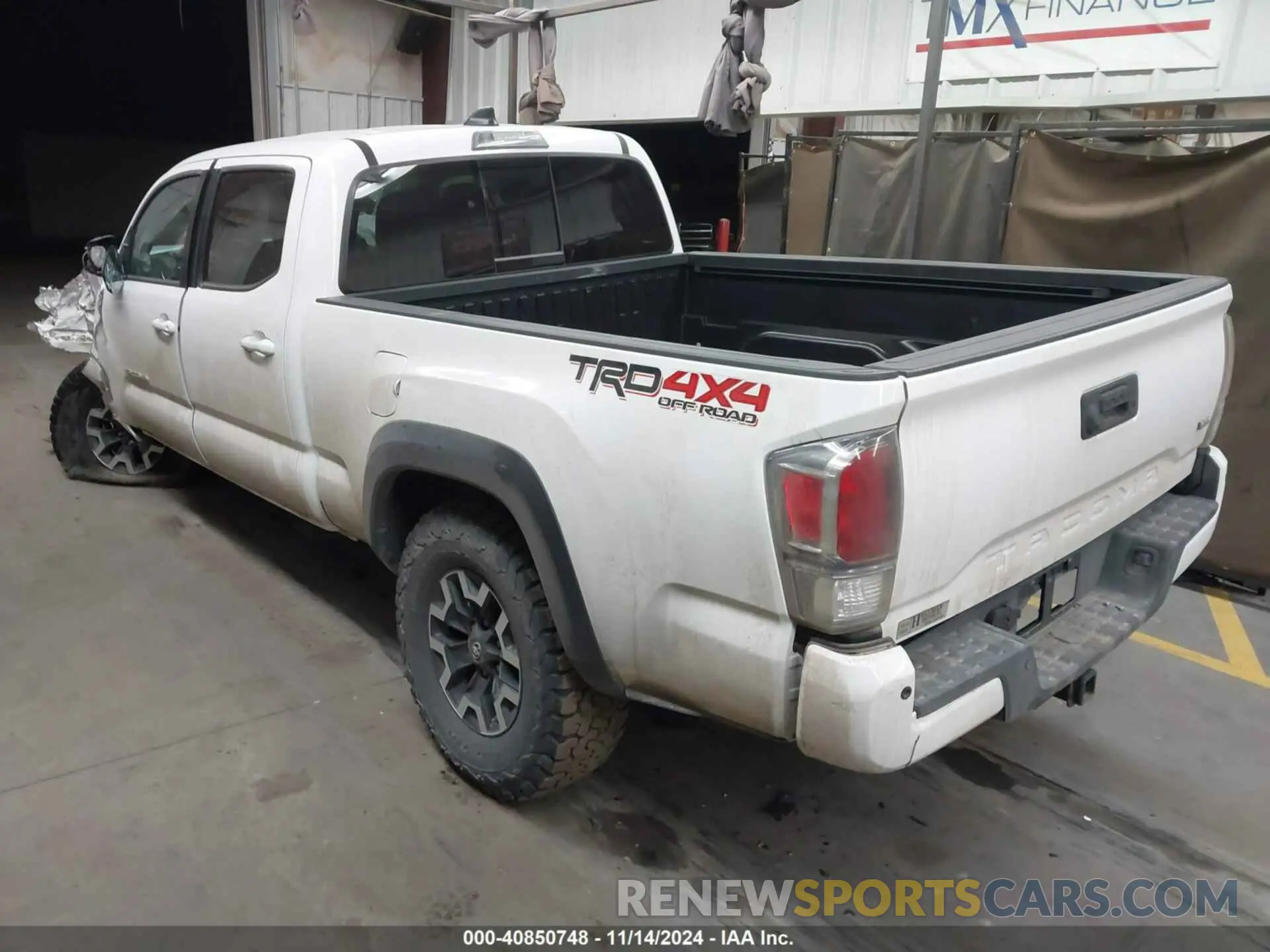 3 fotografías del automóvil dañado 3TMDZ5BN3LM083597 TOYOTA TACOMA 2020
