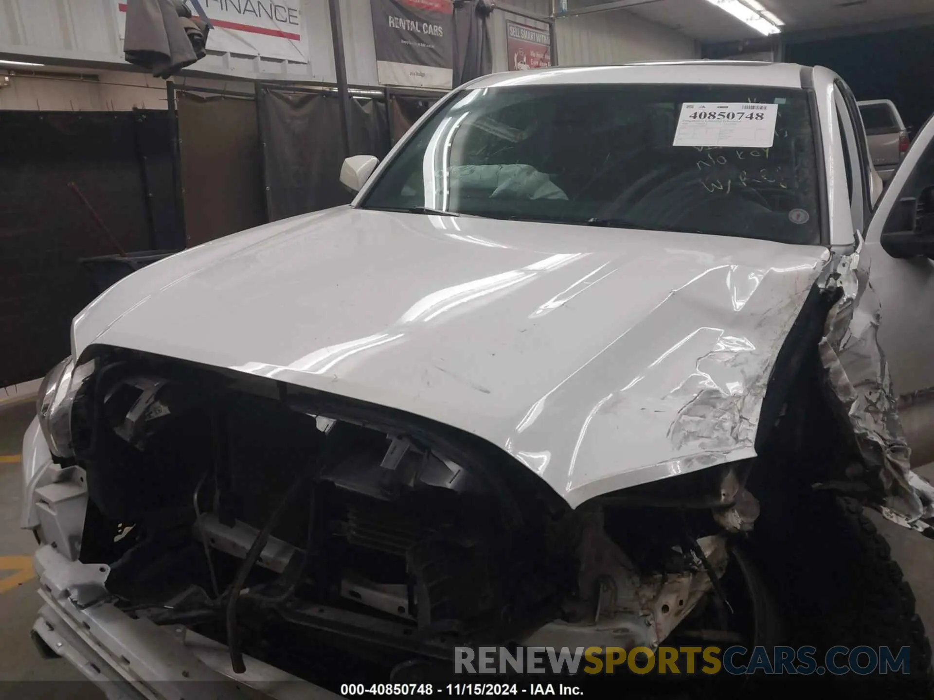 9 fotografías del automóvil dañado 3TMDZ5BN3LM083597 TOYOTA TACOMA 2020
