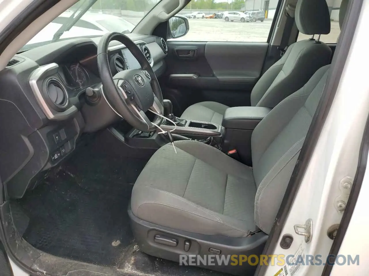 7 fotografías del automóvil dañado 3TMDZ5BN7LM087149 TOYOTA TACOMA 2020