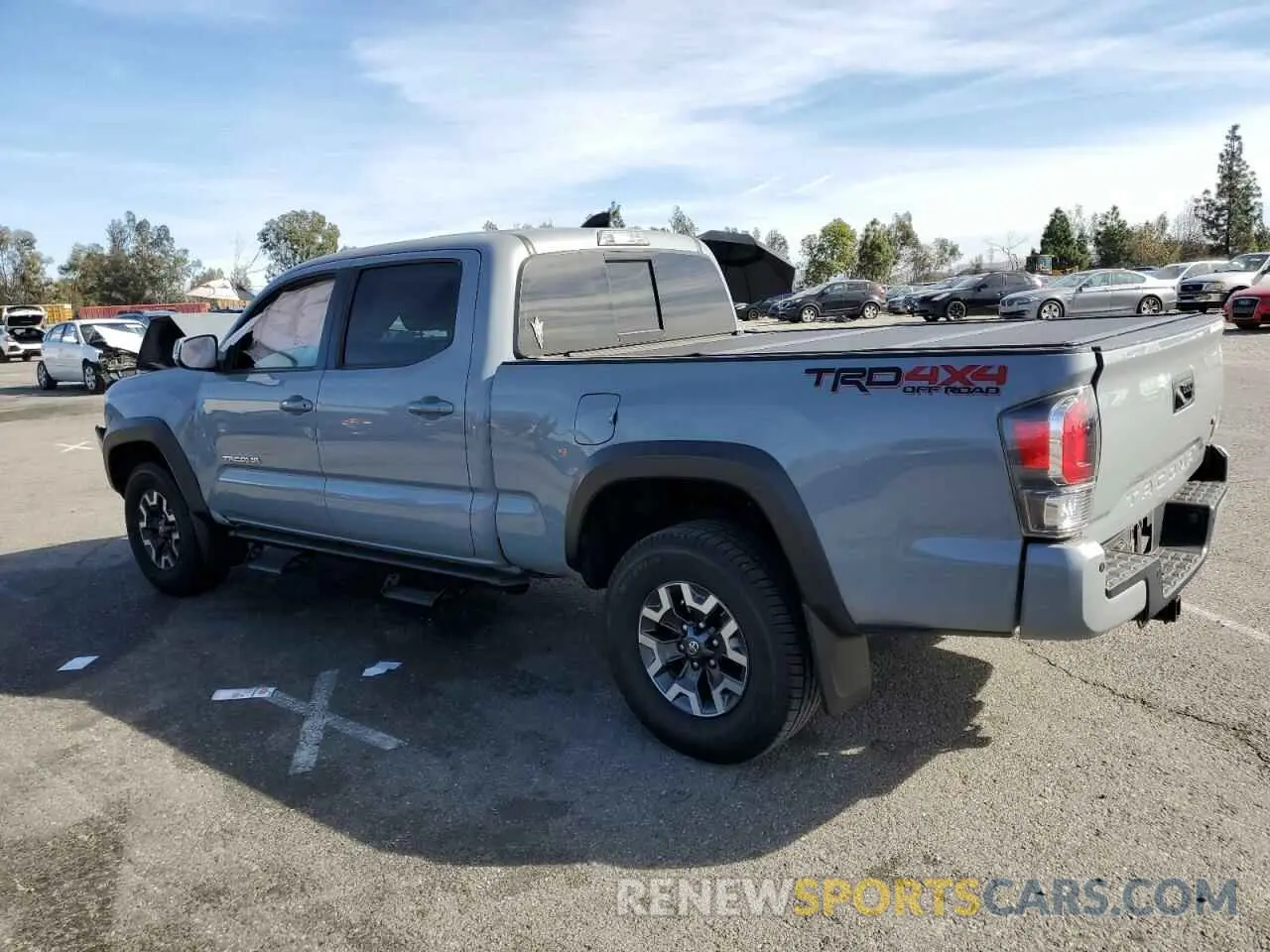2 fotografías del automóvil dañado 3TMDZ5BNXLM090126 TOYOTA TACOMA 2020