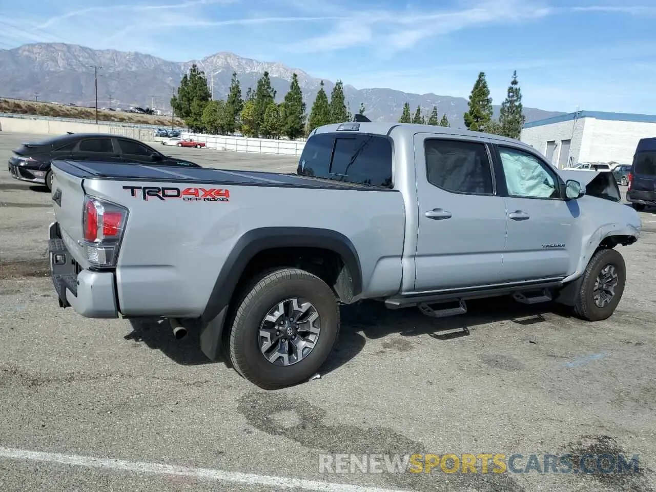 3 fotografías del automóvil dañado 3TMDZ5BNXLM090126 TOYOTA TACOMA 2020