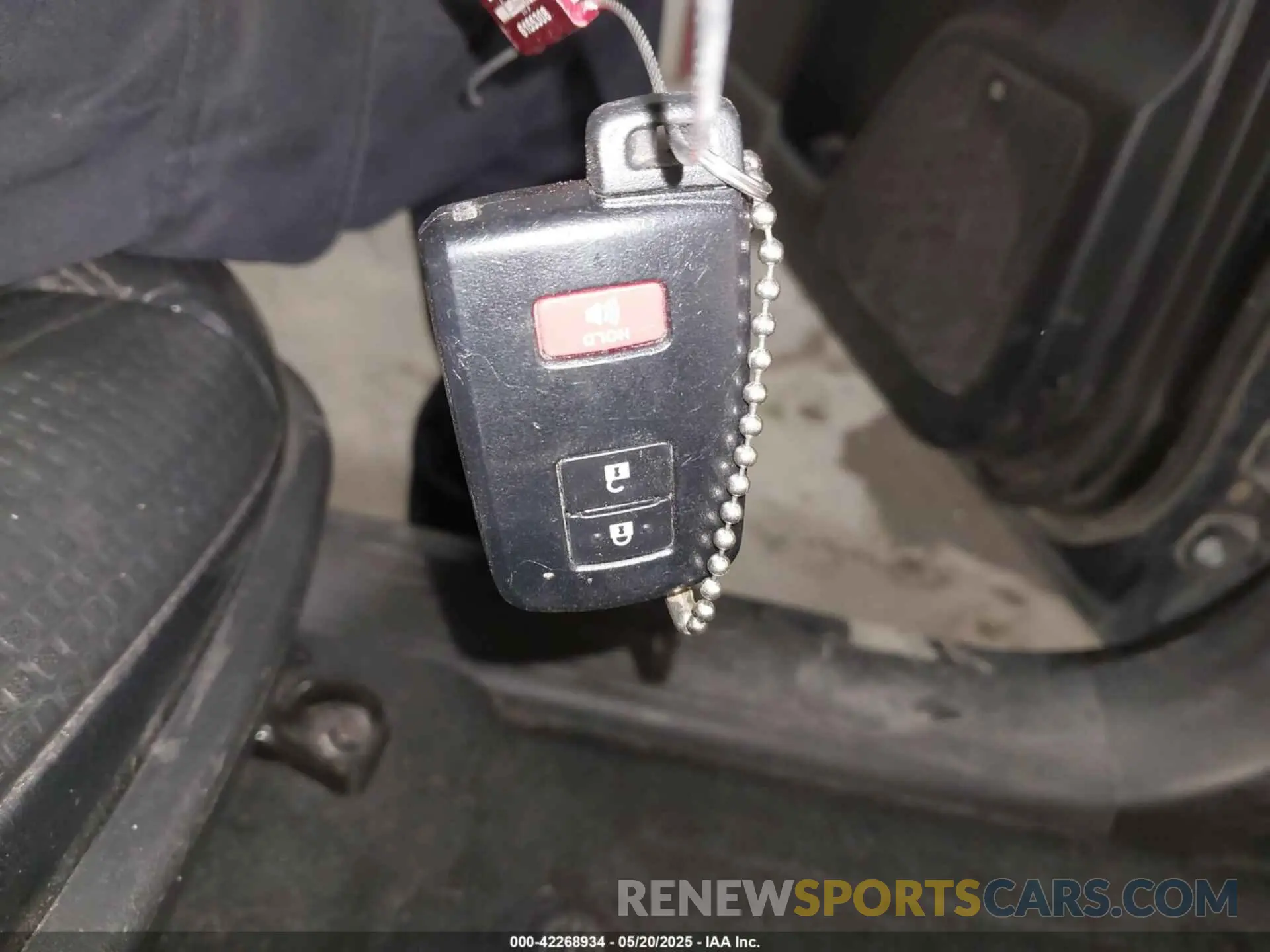11 fotografías del automóvil dañado 3TMGZ5AN8LM289593 TOYOTA TACOMA 2020
