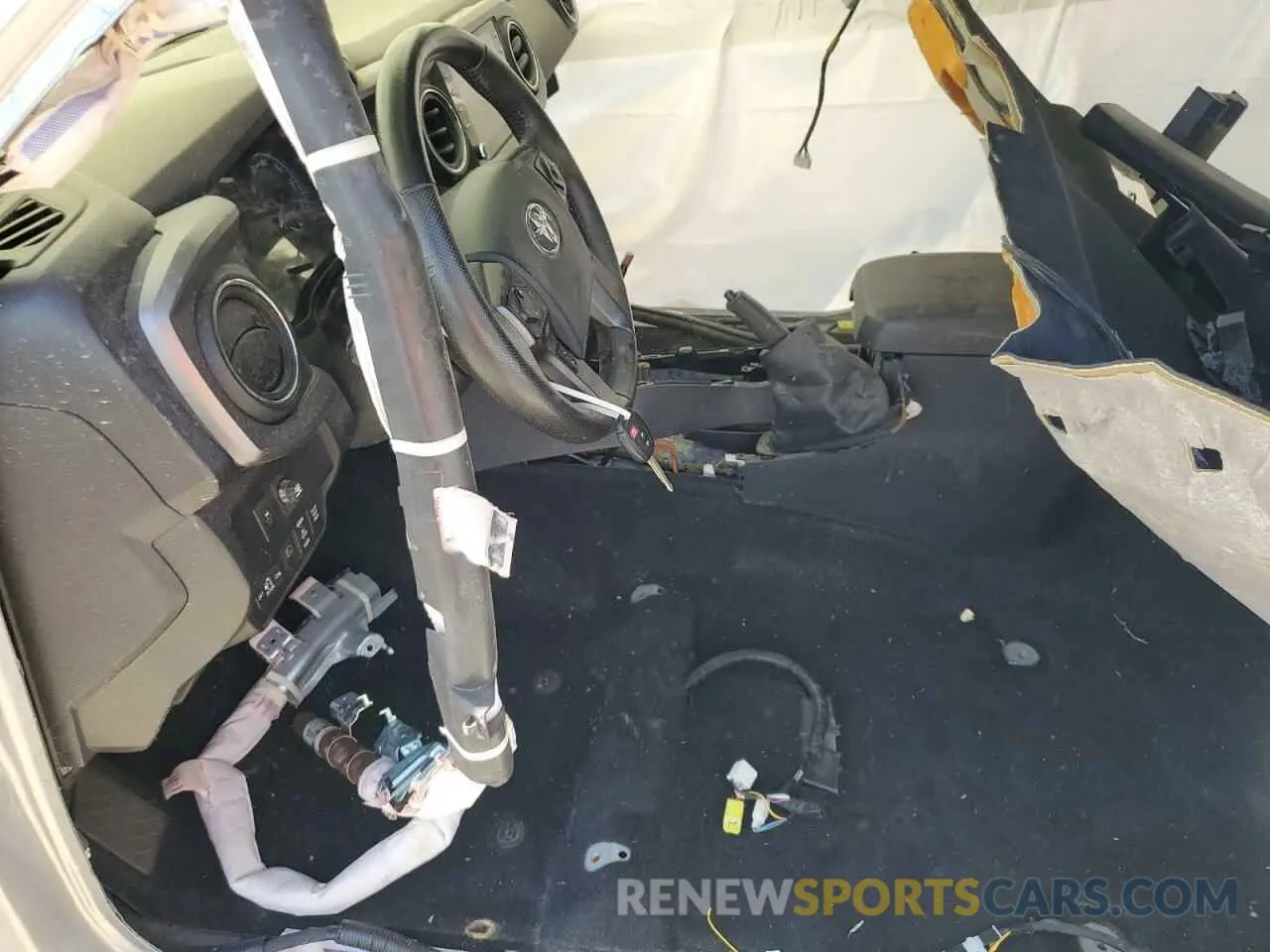 7 fotografías del automóvil dañado 3TYCZ5AN1LT004350 TOYOTA TACOMA 2020