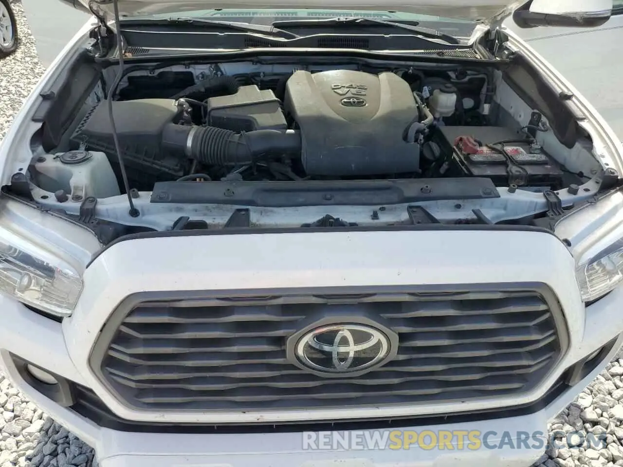 11 fotografías del automóvil dañado 3TYCZ5AN2LT006401 TOYOTA TACOMA 2020