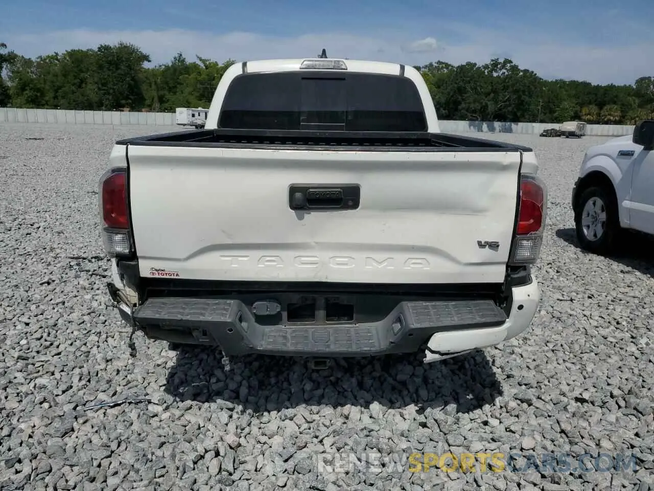 6 fotografías del automóvil dañado 3TYCZ5AN2LT006401 TOYOTA TACOMA 2020