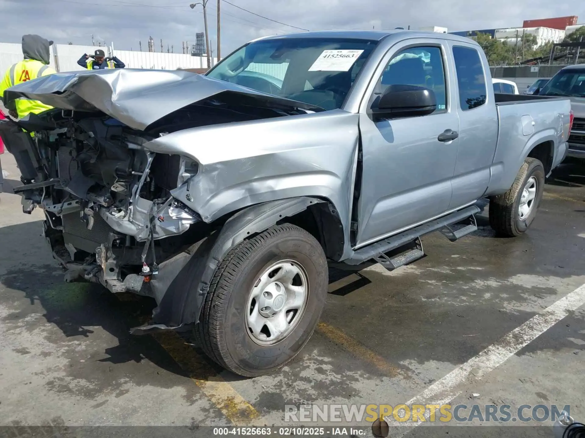2 fotografías del automóvil dañado 3TYRX5GN5LT000096 TOYOTA TACOMA 2020