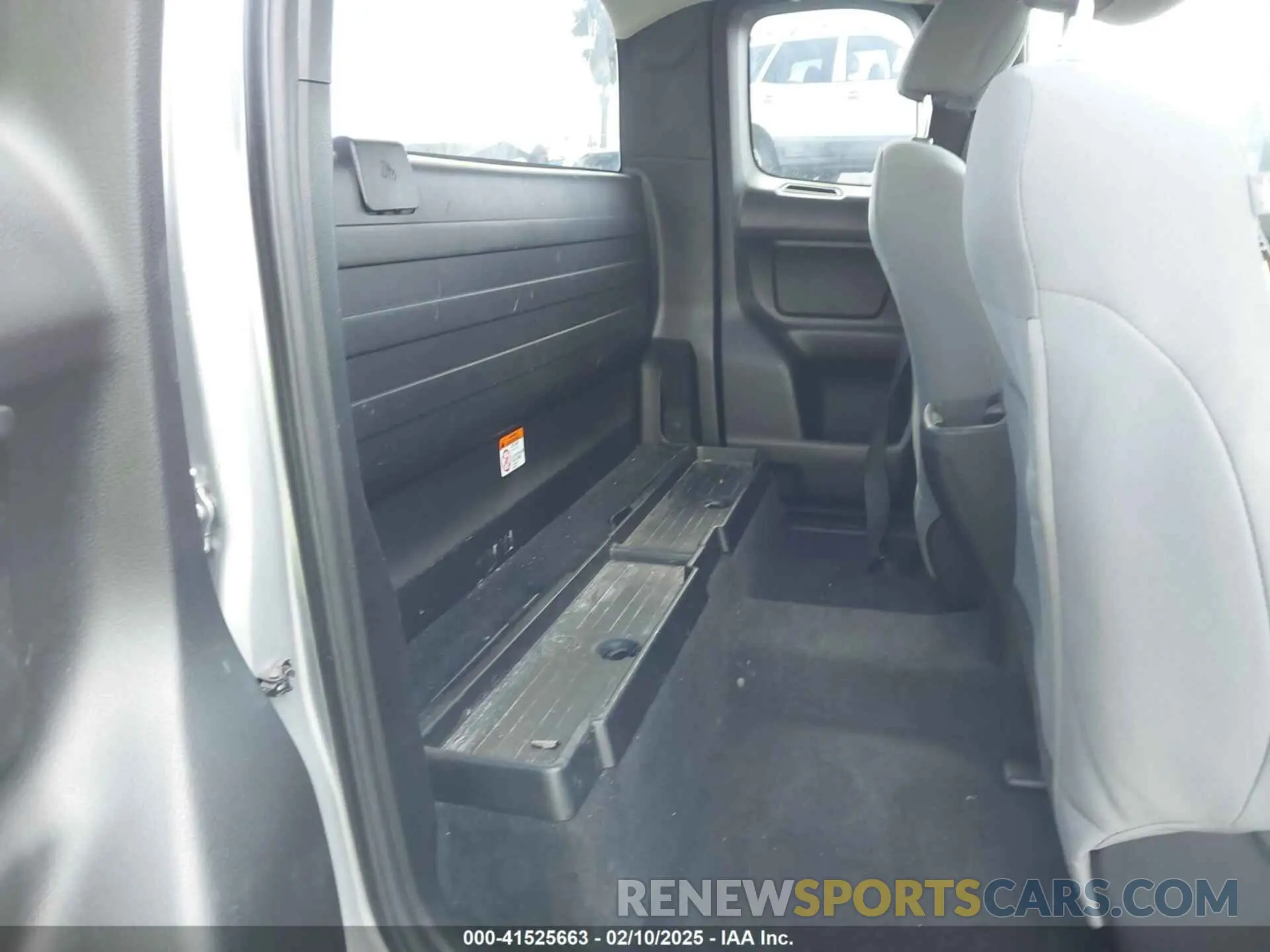 8 fotografías del automóvil dañado 3TYRX5GN5LT000096 TOYOTA TACOMA 2020