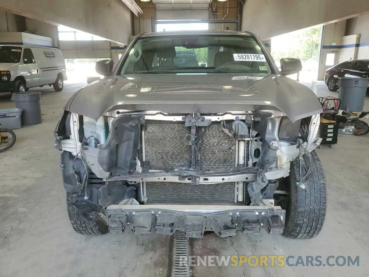 5 fotografías del automóvil dañado 3TYRX5GNXLT002636 TOYOTA TACOMA 2020