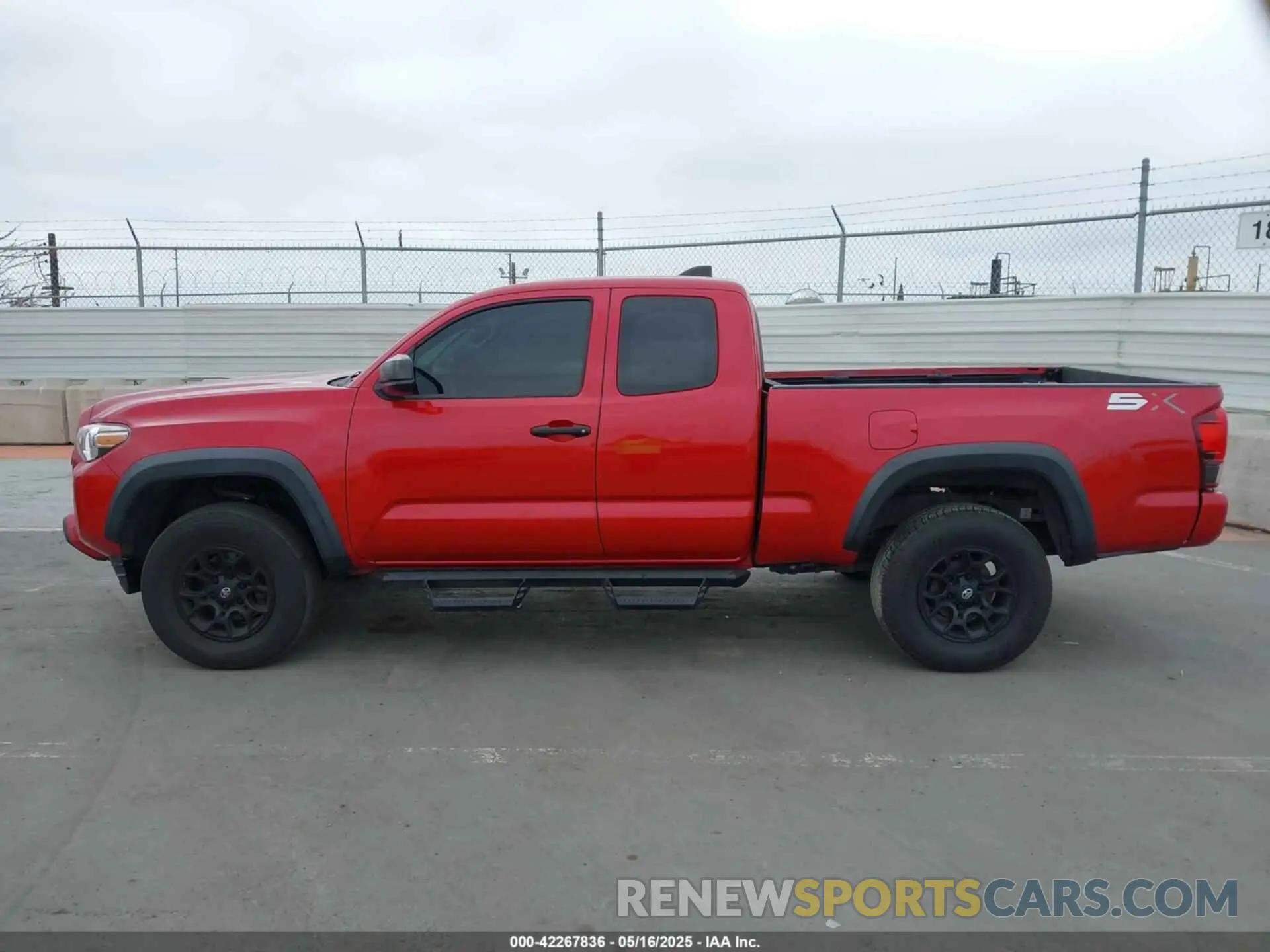 15 fotografías del automóvil dañado 3TYRX5GNXLT005469 TOYOTA TACOMA 2020