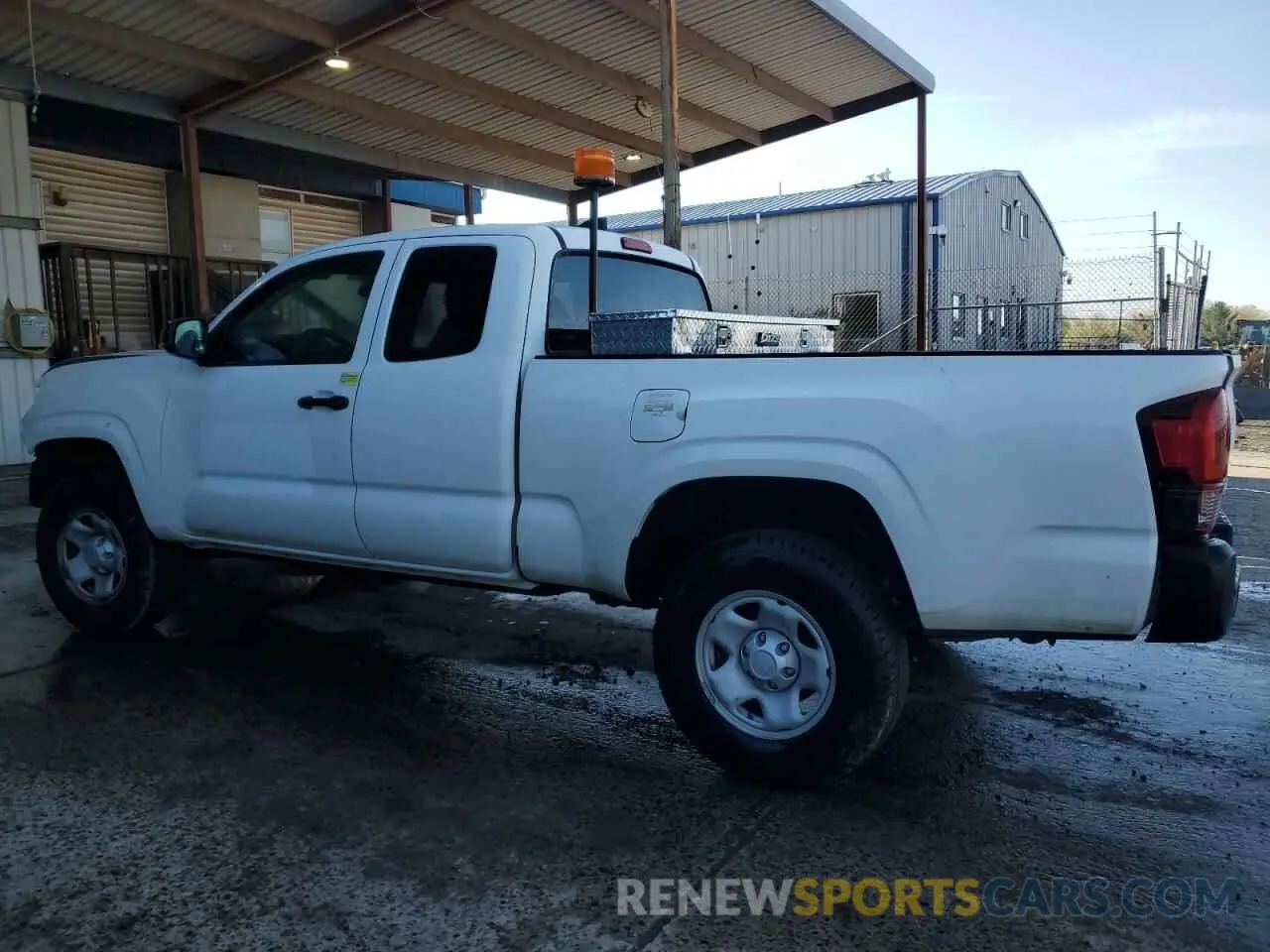 2 fotografías del automóvil dañado 3TYSX5EN6LT001410 TOYOTA TACOMA 2020