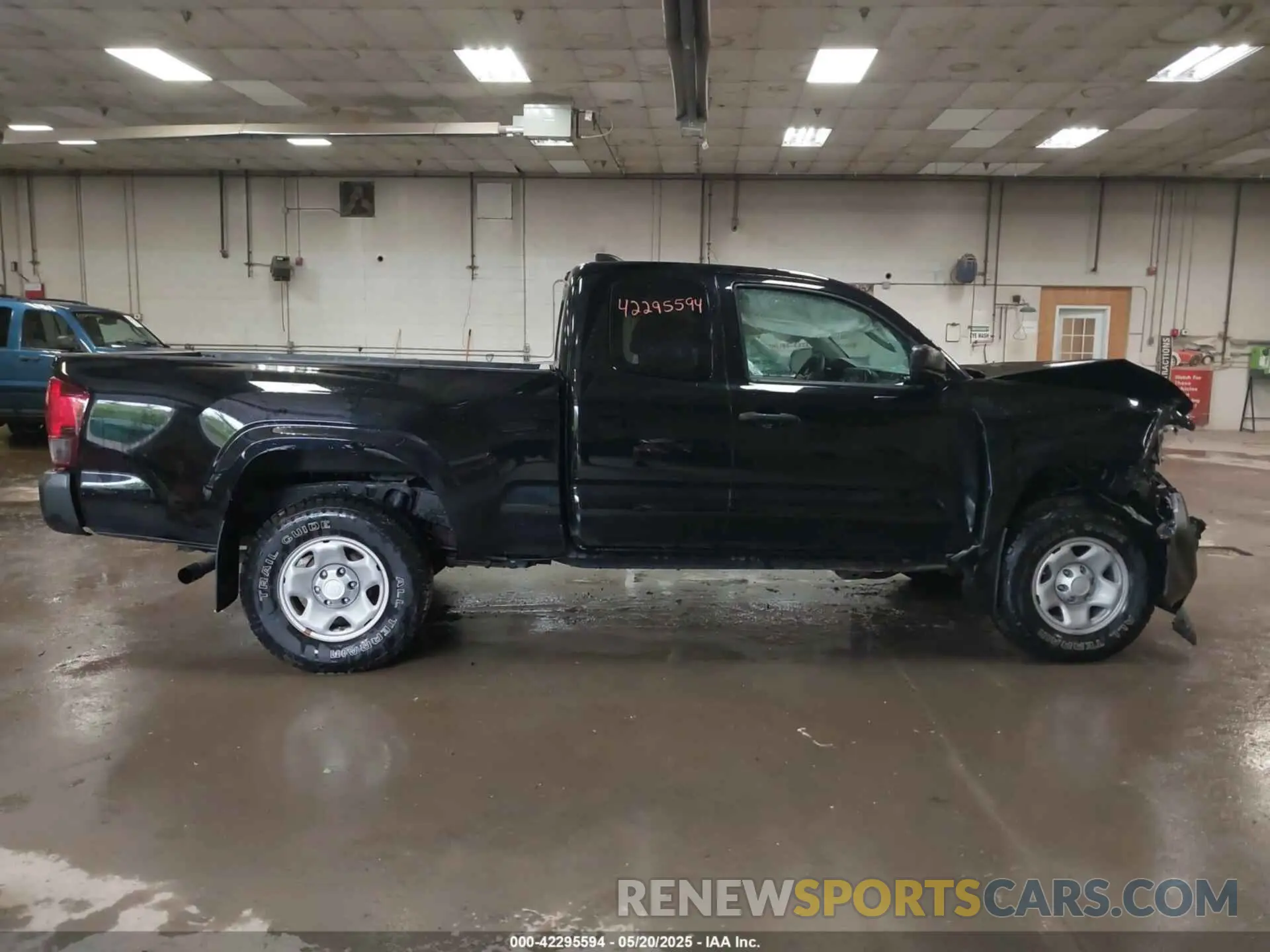 14 fotografías del automóvil dañado 3TYSX5EN9LT002700 TOYOTA TACOMA 2020