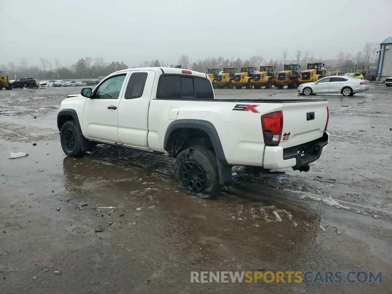 2 fotografías del automóvil dañado 3TYSZ5AN5LT005383 TOYOTA TACOMA 2020