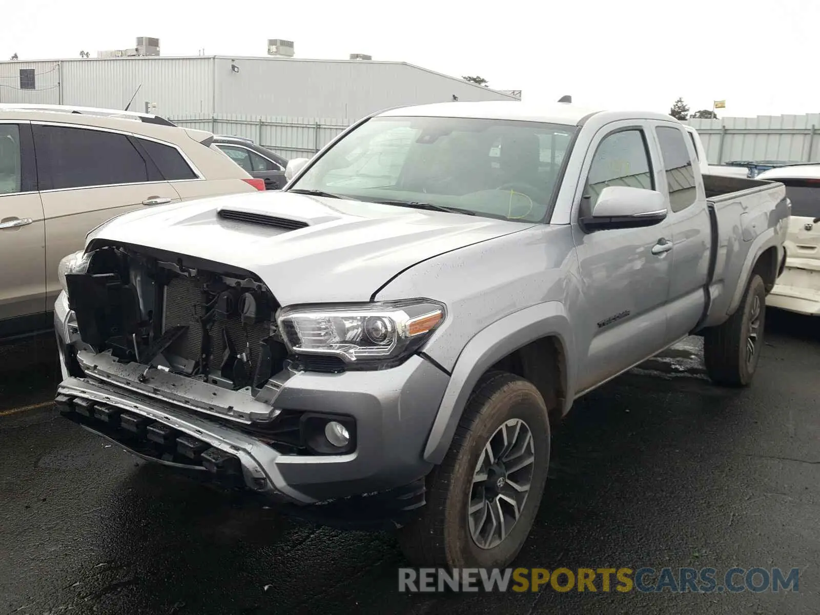 2 fotografías del automóvil dañado 3TYSZ5AN9LT001059 TOYOTA TACOMA 2020