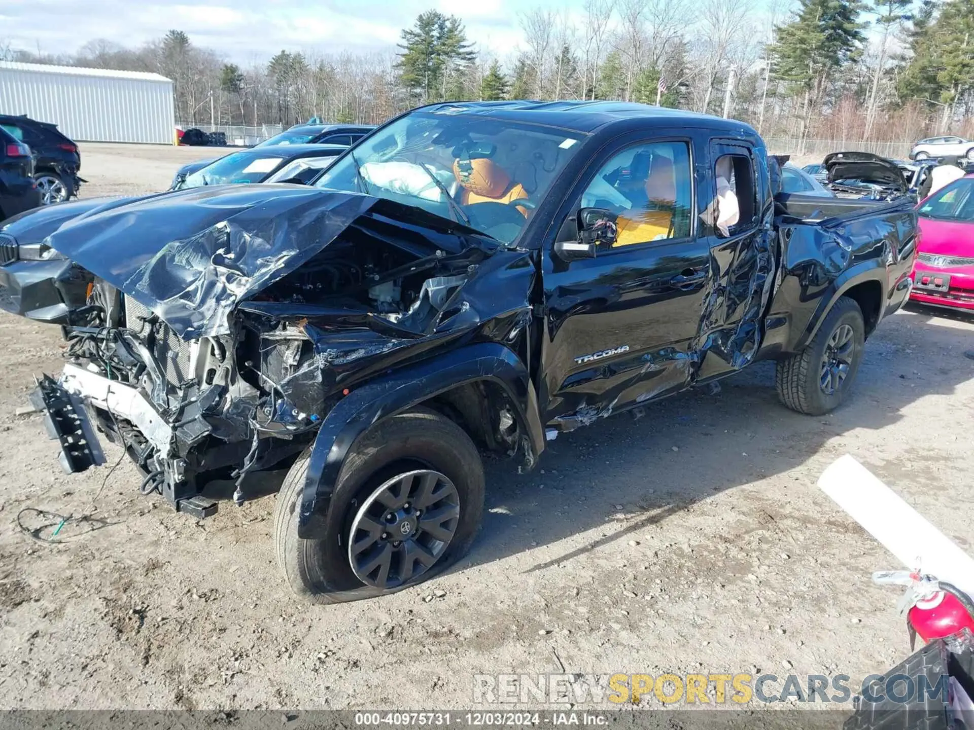 2 fotografías del automóvil dañado 3TYSZ5ANXLT002060 TOYOTA TACOMA 2020