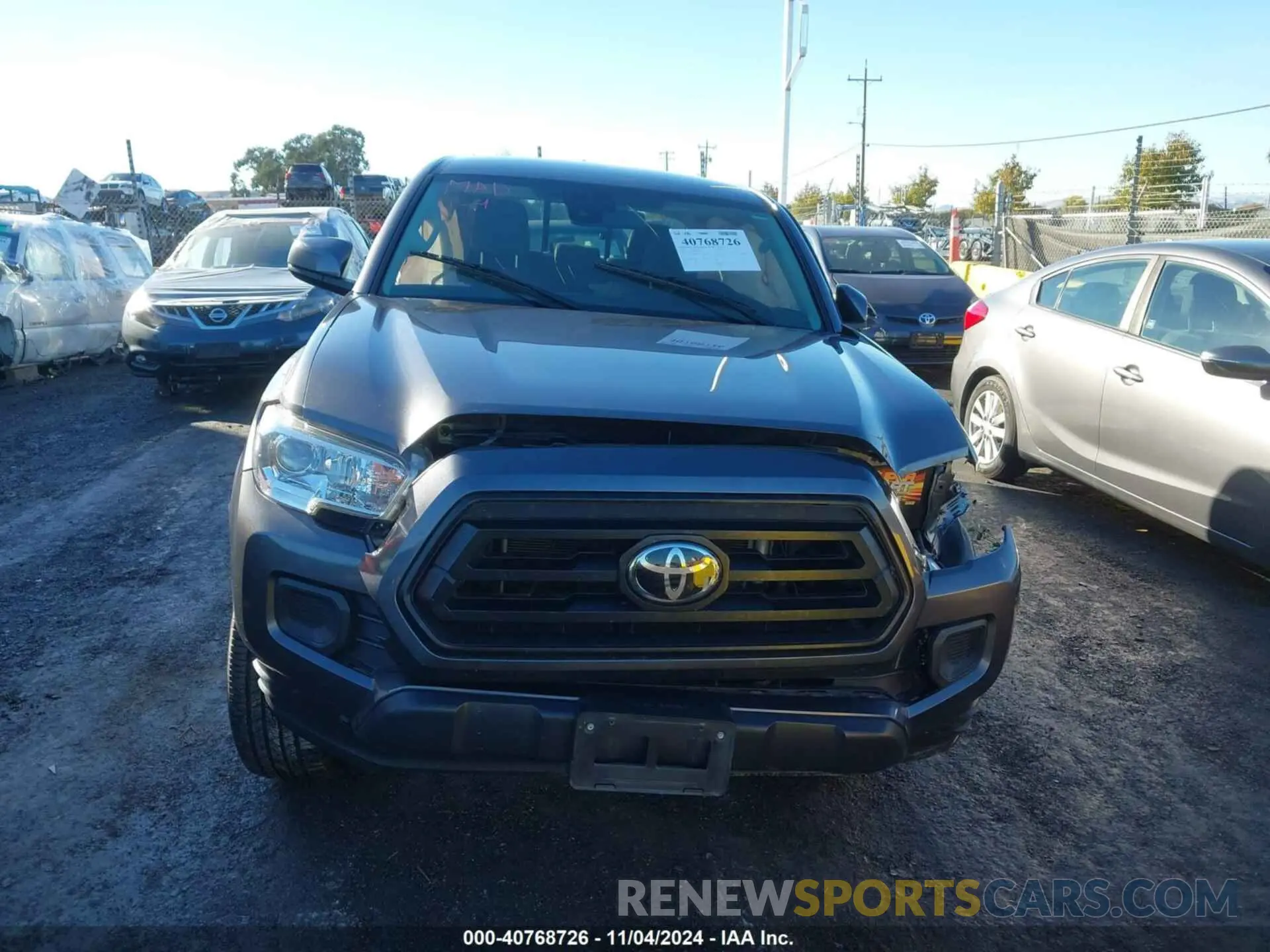 12 fotografías del automóvil dañado 5TFAX5GN0LX167906 TOYOTA TACOMA 2020
