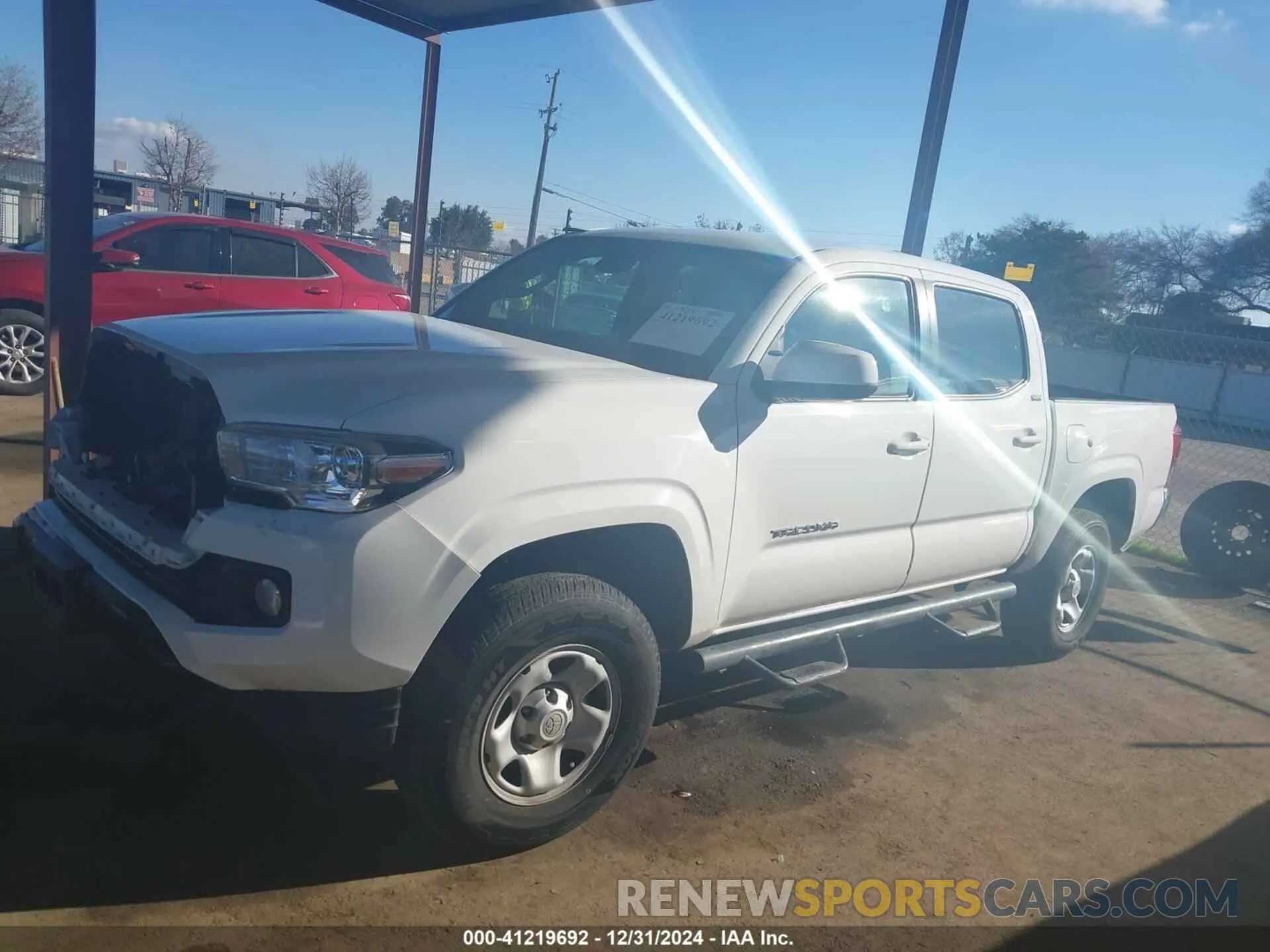 15 fotografías del automóvil dañado 5TFAX5GN0LX186519 TOYOTA TACOMA 2020