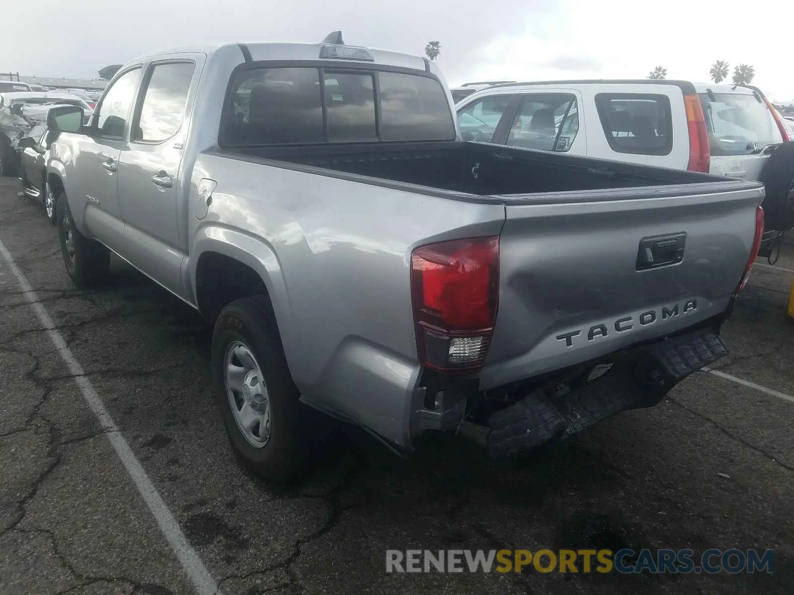3 fotografías del automóvil dañado 5TFAX5GN1LX183564 TOYOTA TACOMA 2020