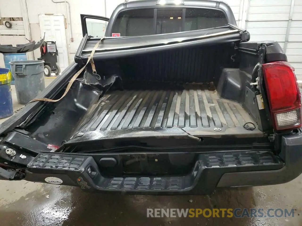 10 fotografías del automóvil dañado 5TFAX5GN2LX171391 TOYOTA TACOMA 2020