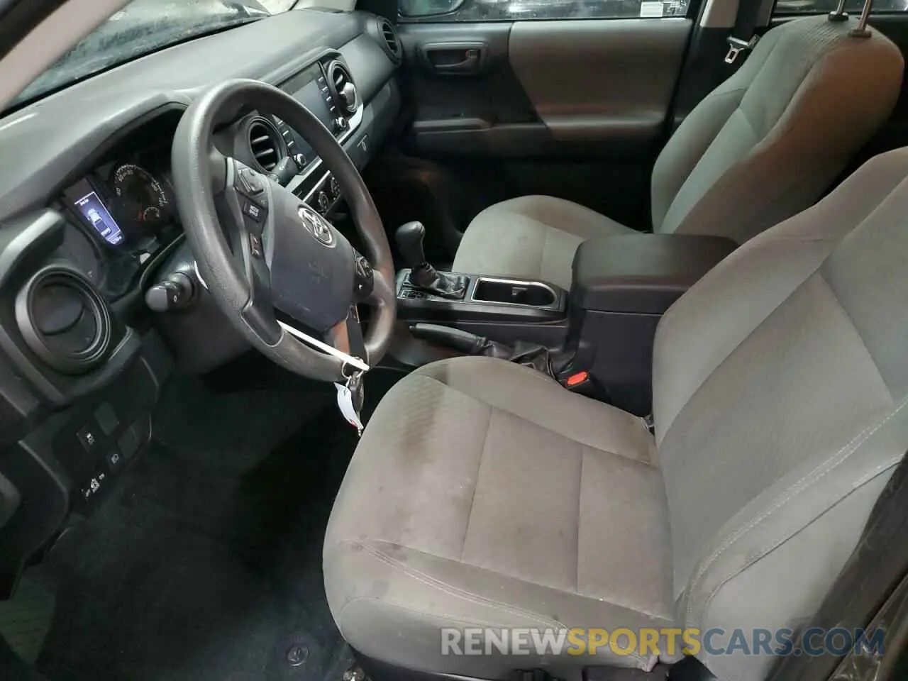 7 fotografías del automóvil dañado 5TFAX5GN2LX171391 TOYOTA TACOMA 2020