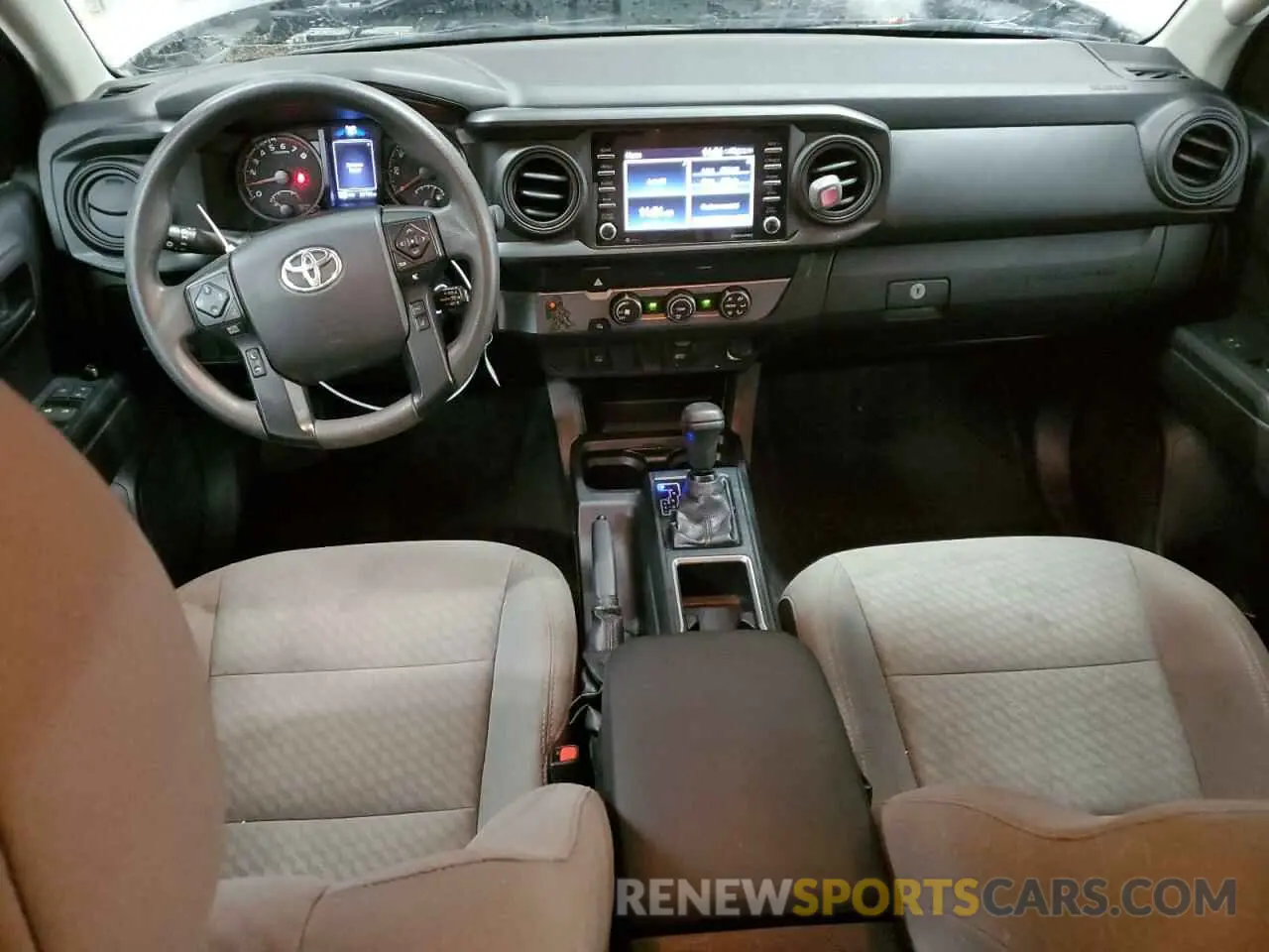 8 fotografías del automóvil dañado 5TFAX5GN2LX171391 TOYOTA TACOMA 2020