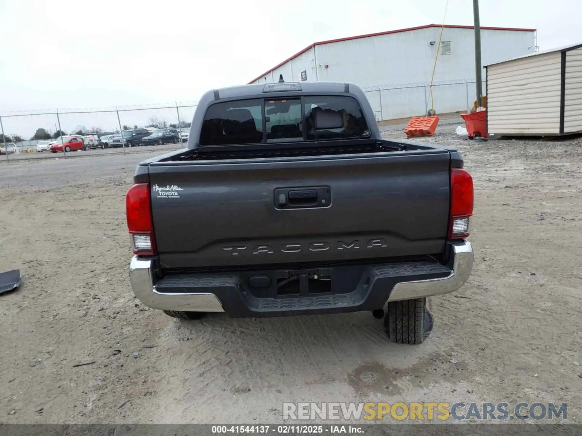 15 fotografías del automóvil dañado 5TFAX5GN2LX182102 TOYOTA TACOMA 2020