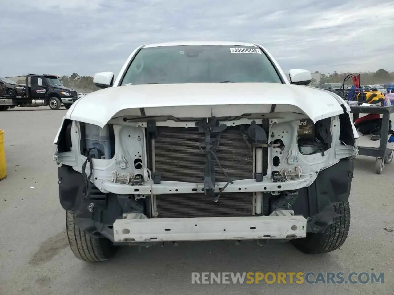 5 fotografías del automóvil dañado 5TFAX5GN3LX166247 TOYOTA TACOMA 2020