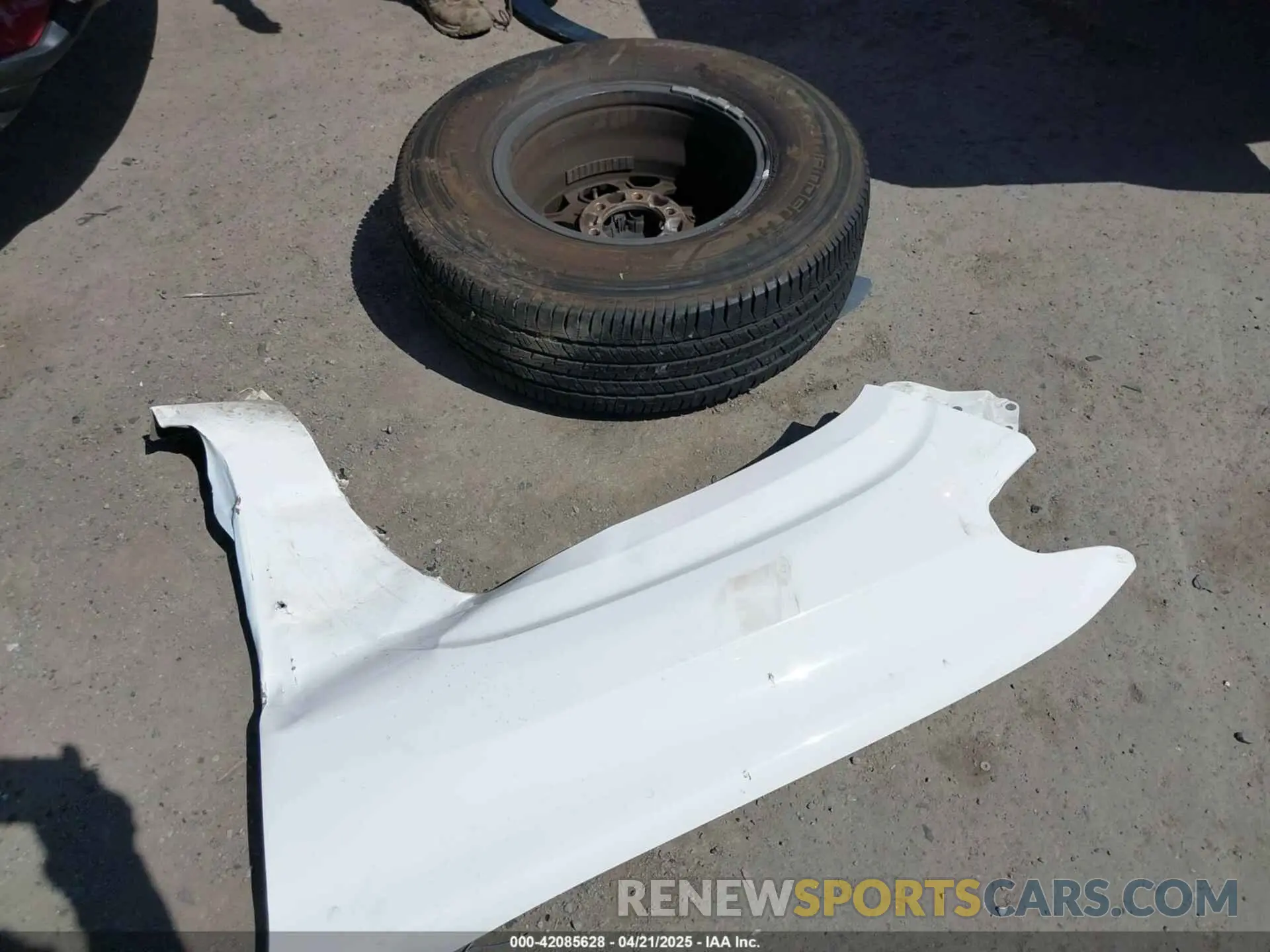 12 fotografías del automóvil dañado 5TFAX5GN3LX187177 TOYOTA TACOMA 2020