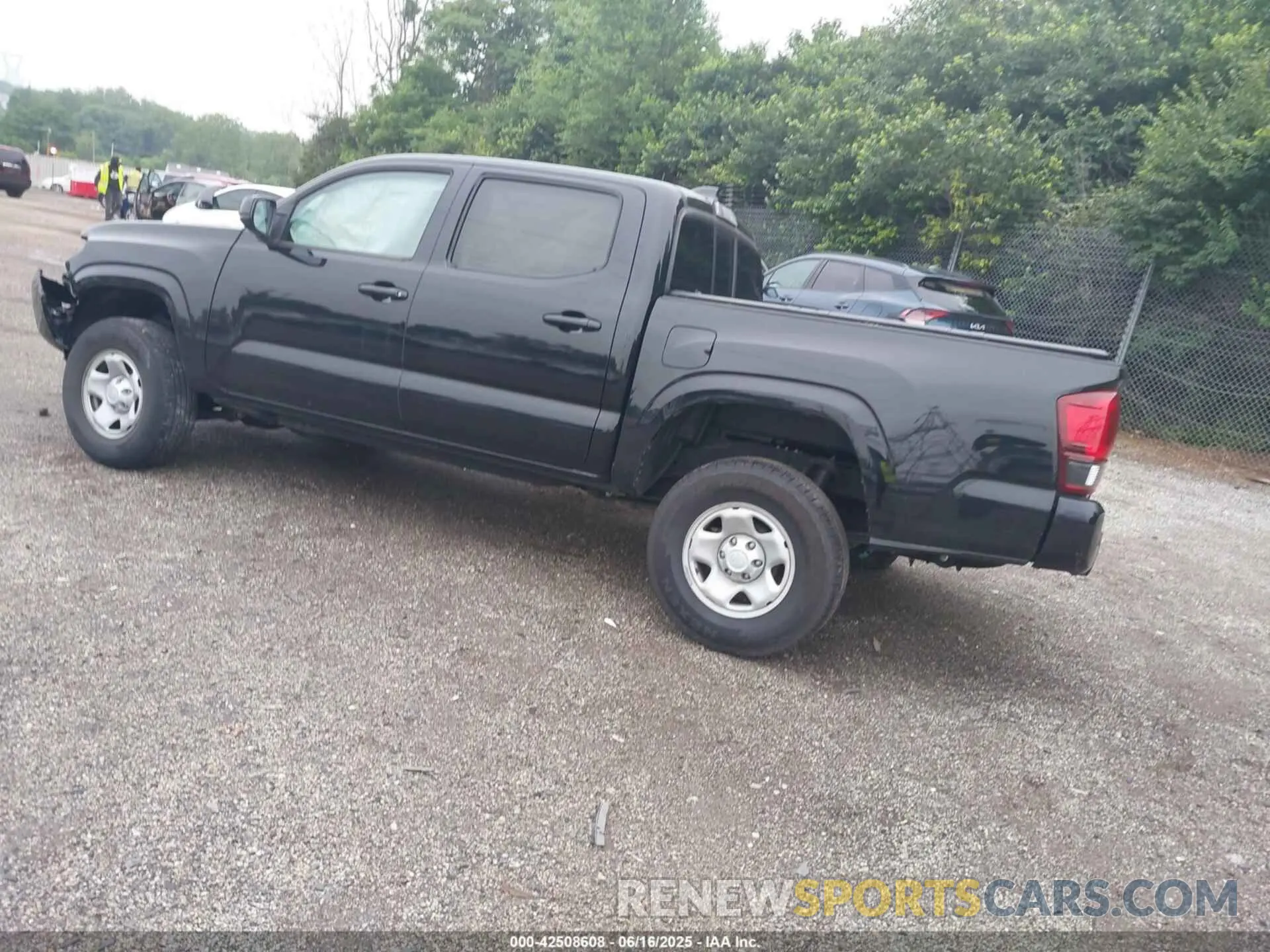 3 fotografías del automóvil dañado 5TFAX5GN4LX183977 TOYOTA TACOMA 2020