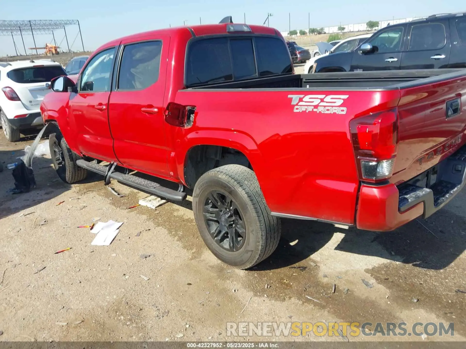 3 fotografías del automóvil dañado 5TFAX5GN5LX168257 TOYOTA TACOMA 2020