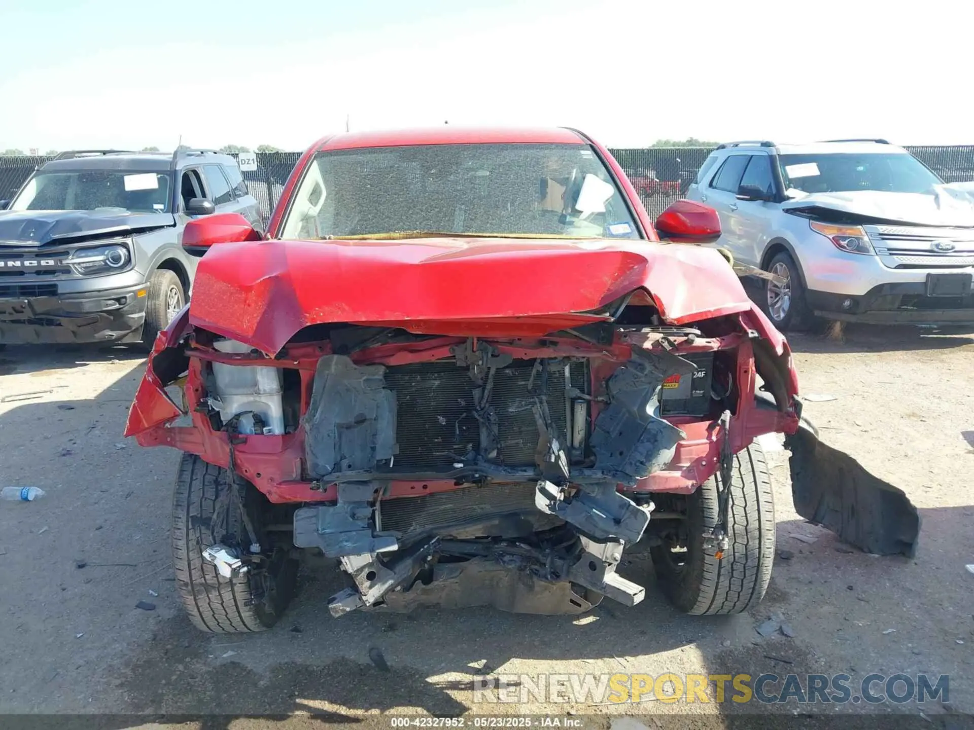 6 fotografías del automóvil dañado 5TFAX5GN5LX168257 TOYOTA TACOMA 2020