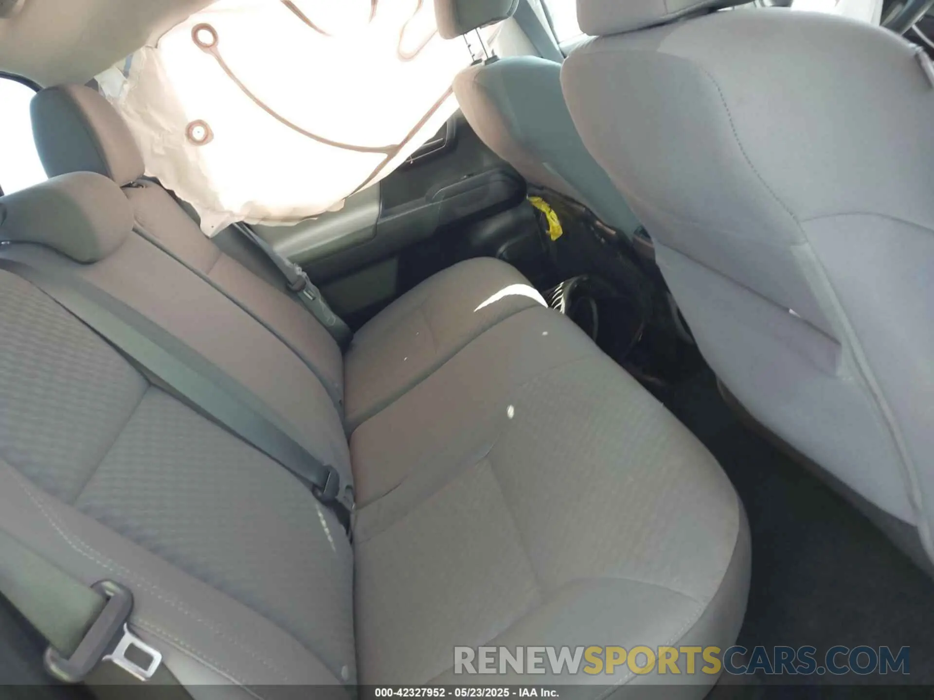 8 fotografías del automóvil dañado 5TFAX5GN5LX168257 TOYOTA TACOMA 2020