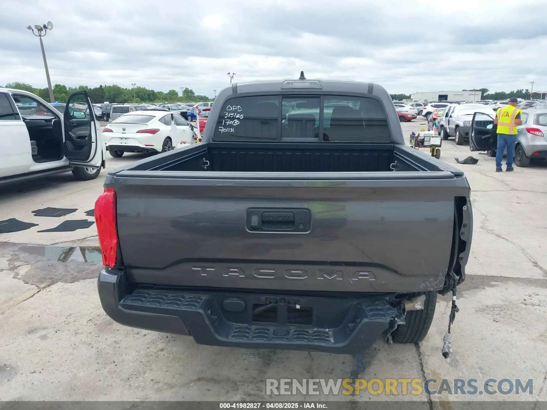 16 fotografías del automóvil dañado 5TFAX5GN6LX180997 TOYOTA TACOMA 2020