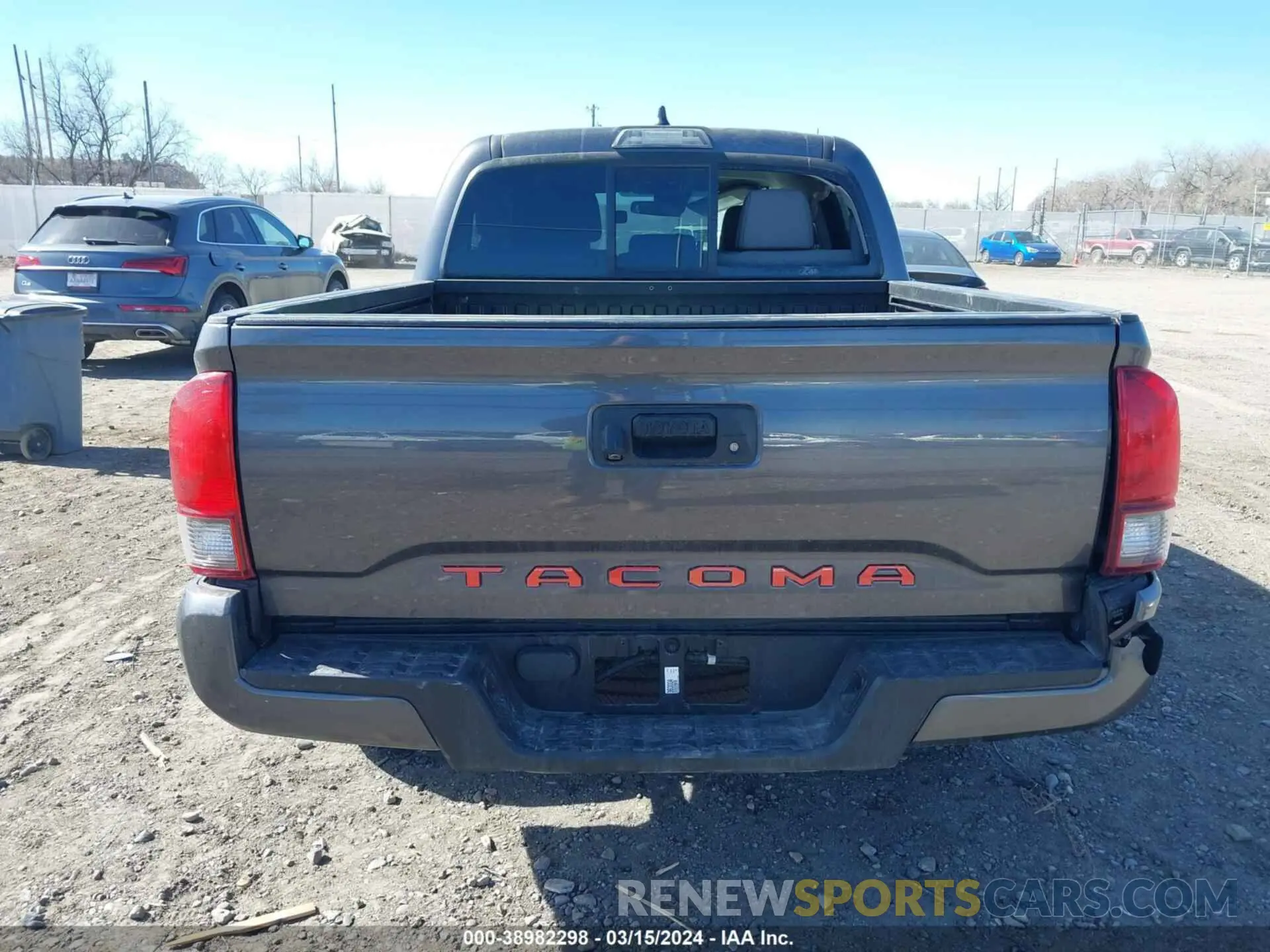 17 fotografías del automóvil dañado 5TFAX5GN8LX172593 TOYOTA TACOMA 2020