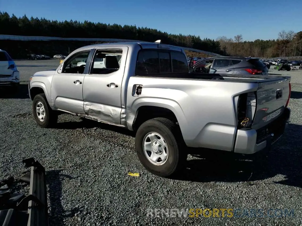 2 fotografías del automóvil dañado 5TFAX5GN9LX181044 TOYOTA TACOMA 2020