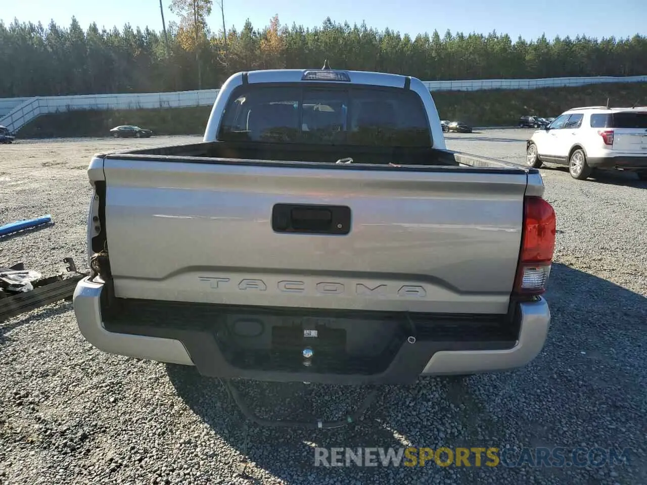 6 fotografías del automóvil dañado 5TFAX5GN9LX181044 TOYOTA TACOMA 2020
