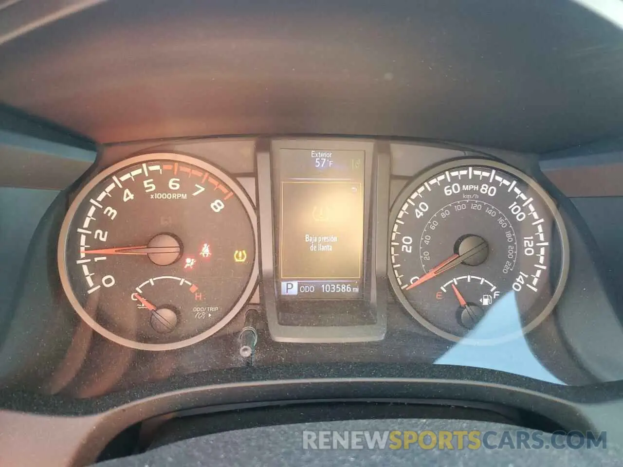 9 fotografías del automóvil dañado 5TFAX5GN9LX181044 TOYOTA TACOMA 2020