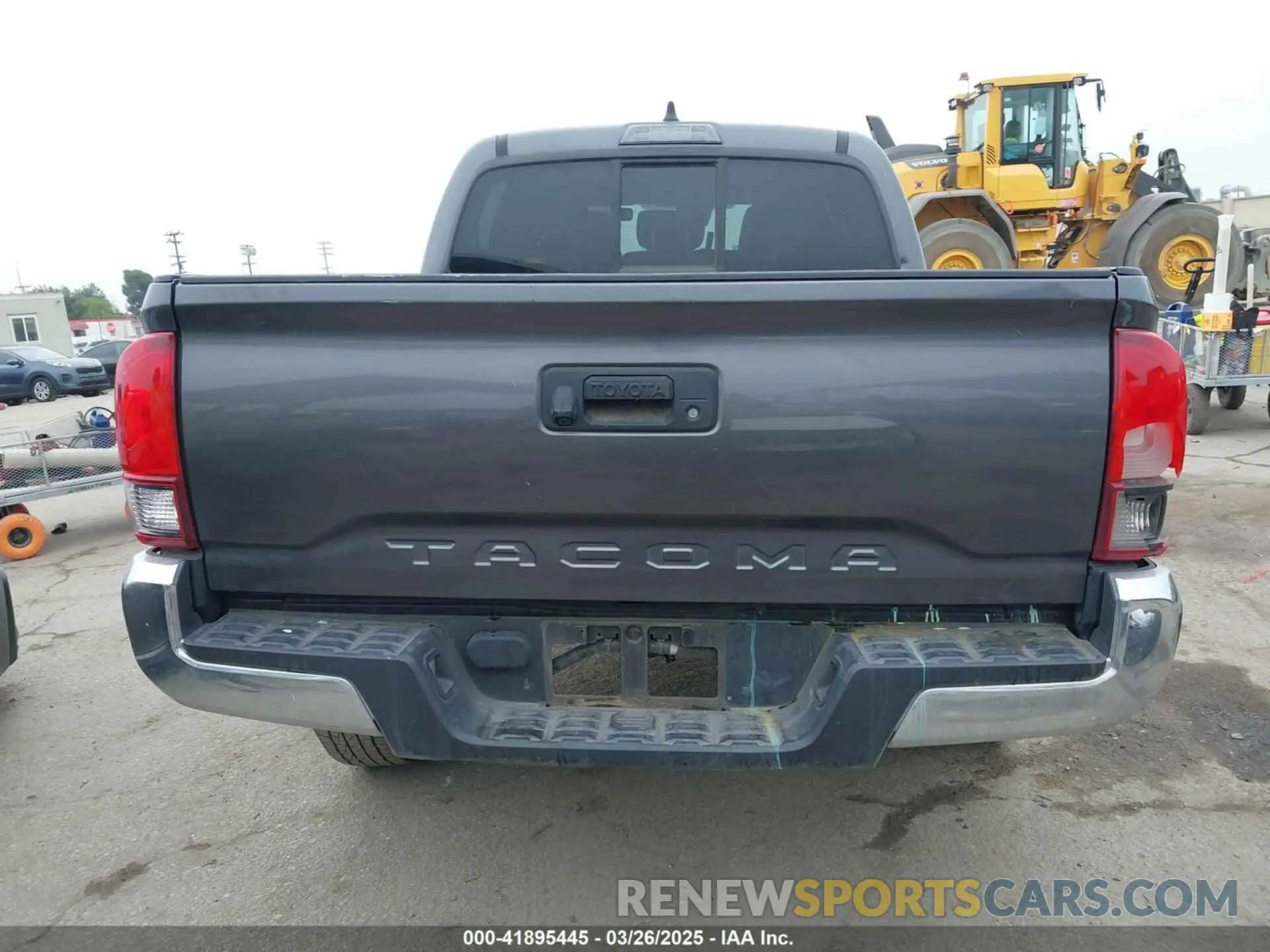 17 fotografías del automóvil dañado 5TFAX5GN9LX185613 TOYOTA TACOMA 2020
