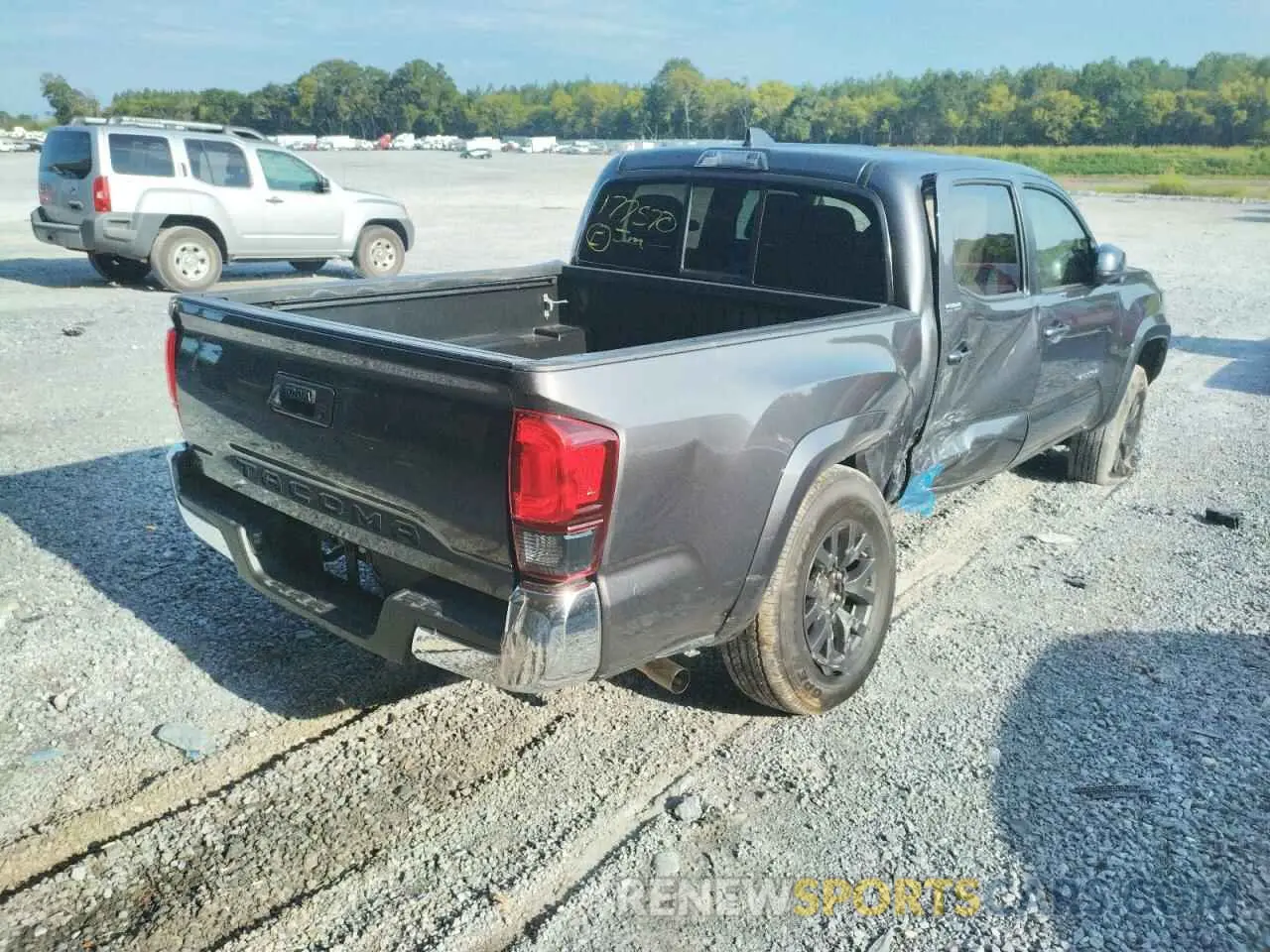 4 fotografías del automóvil dañado 5TFAX5GNXLX177570 TOYOTA TACOMA 2020
