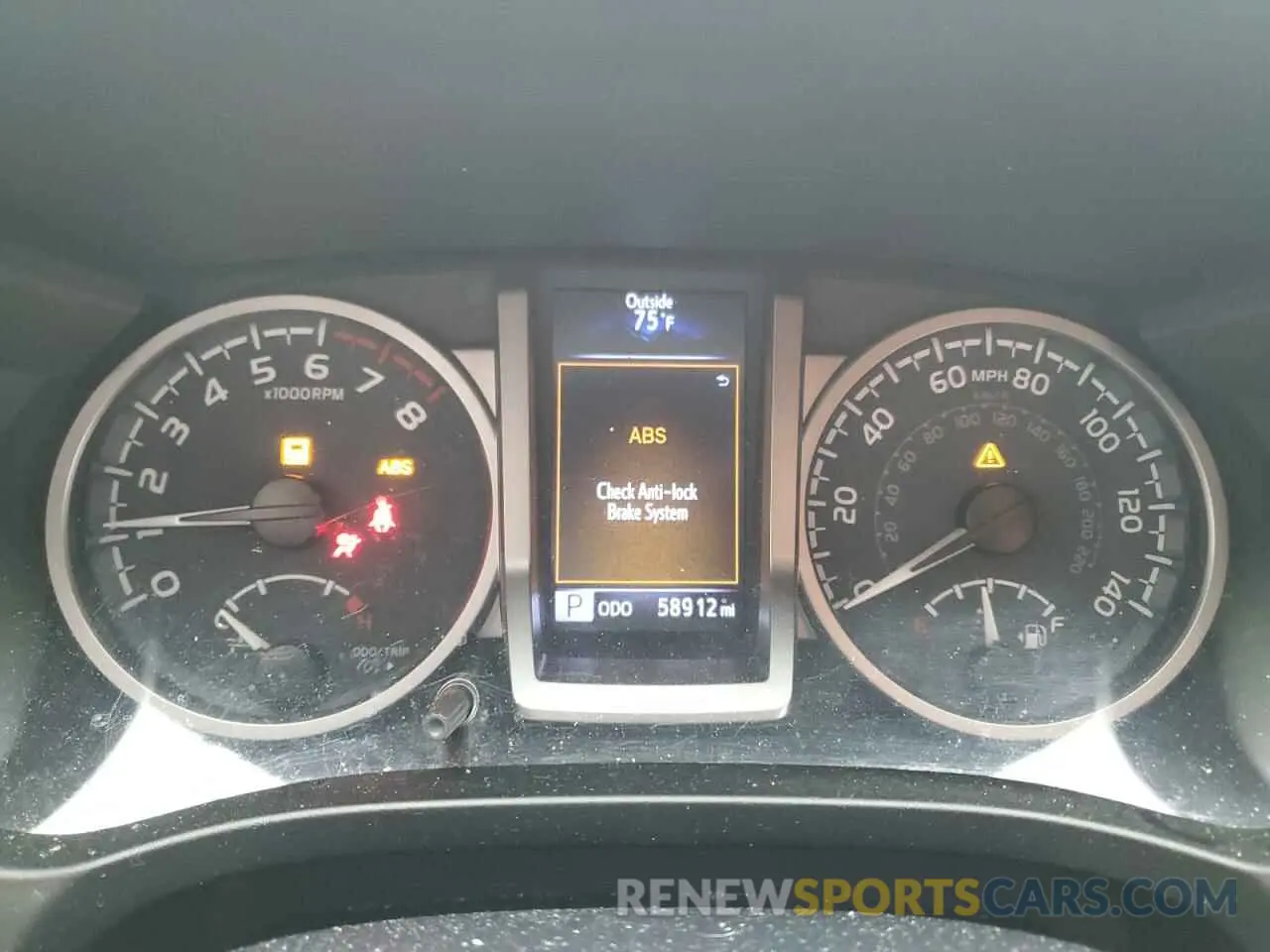 9 fotografías del automóvil dañado 5TFAZ5CN0LX089045 TOYOTA TACOMA 2020
