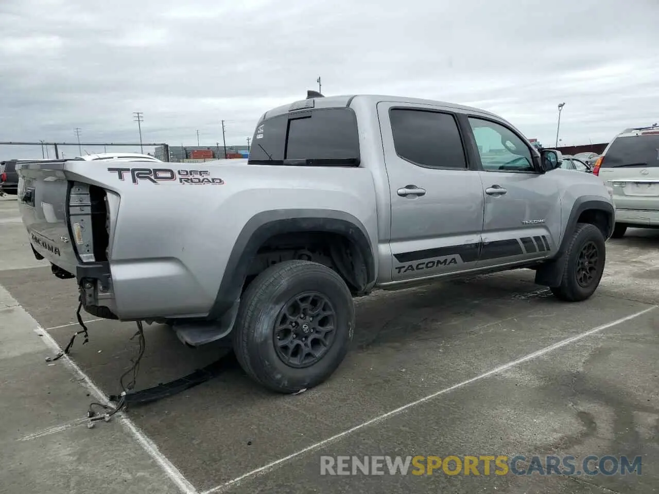 3 fotografías del automóvil dañado 5TFAZ5CN0LX094746 TOYOTA TACOMA 2020