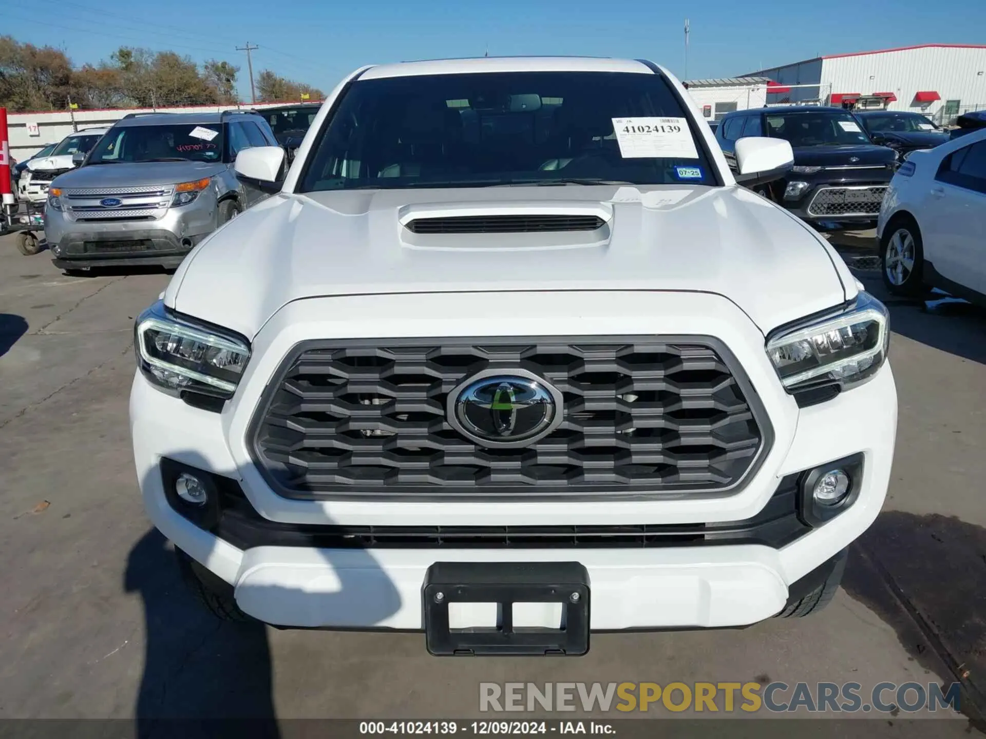 12 fotografías del automóvil dañado 5TFAZ5CN4LX094586 TOYOTA TACOMA 2020