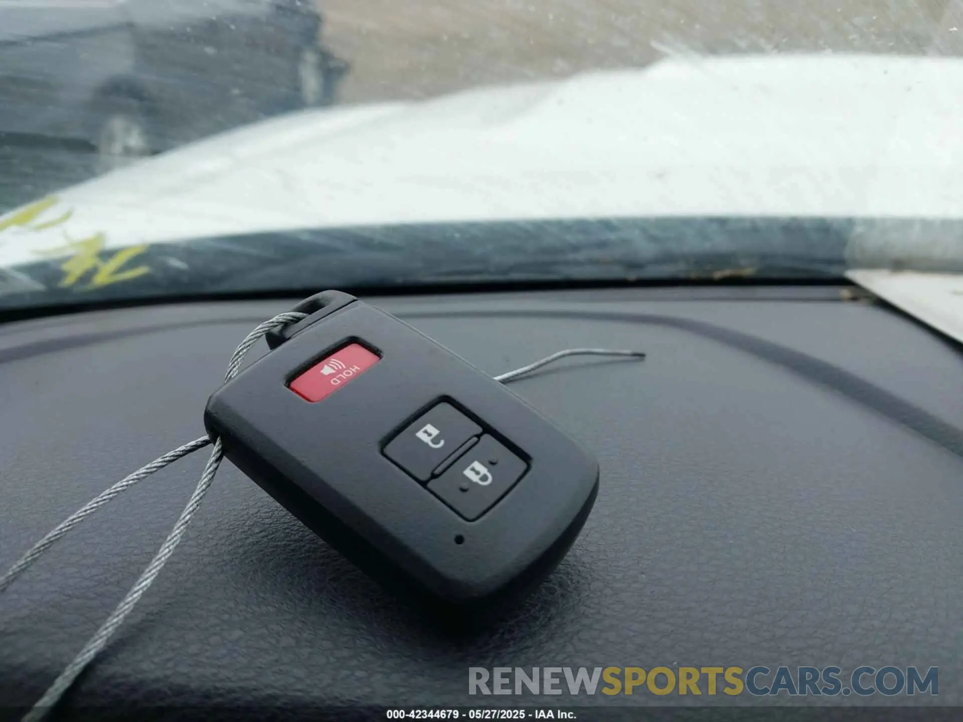 11 fotografías del automóvil dañado 5TFAZ5CNXLX089716 TOYOTA TACOMA 2020
