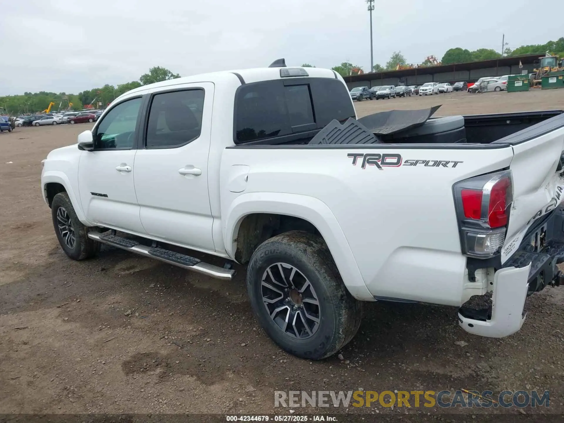 15 fotografías del automóvil dañado 5TFAZ5CNXLX089716 TOYOTA TACOMA 2020