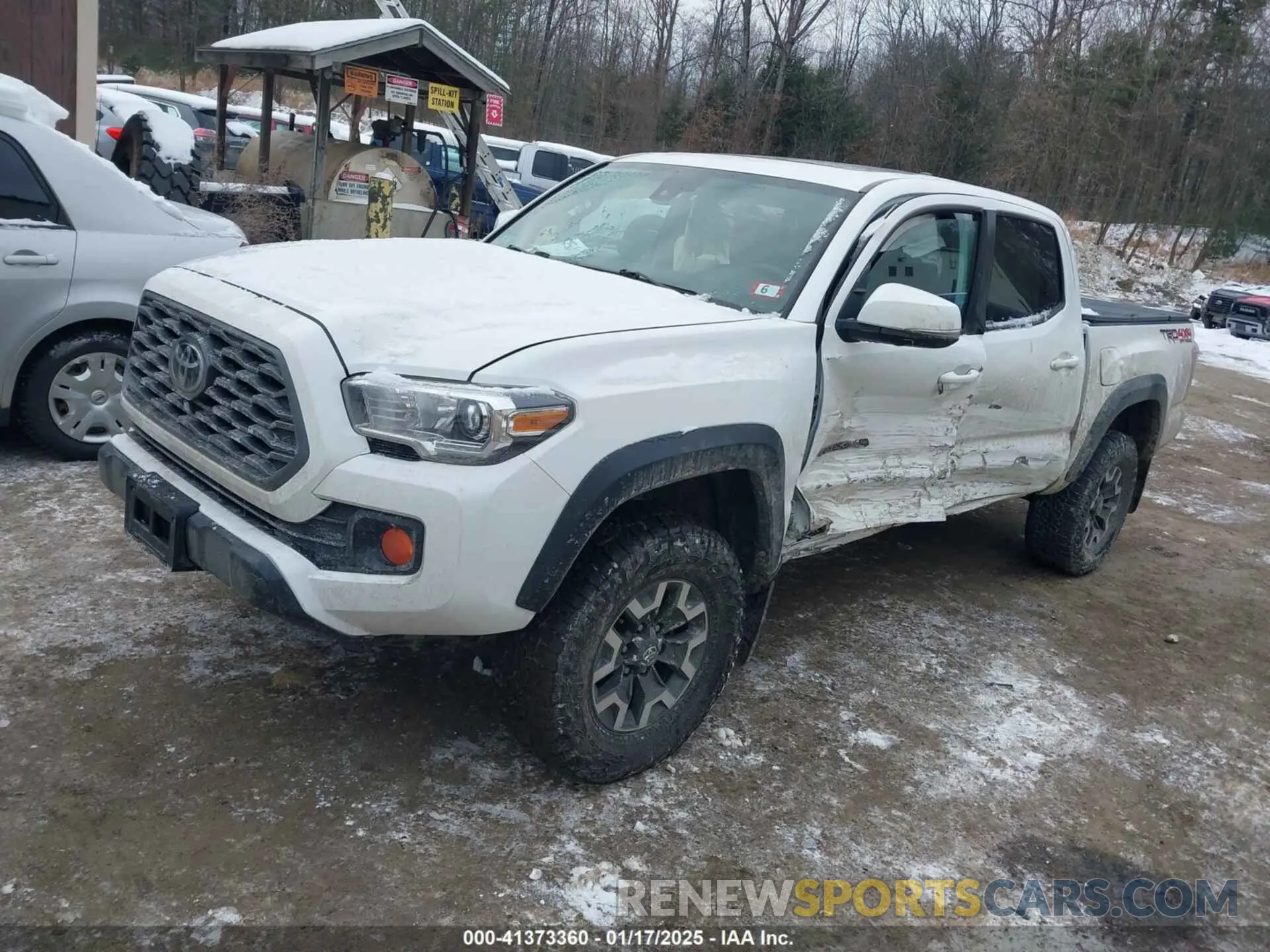 2 fotografías del automóvil dañado 5TFCZ5AN0LX215531 TOYOTA TACOMA 2020