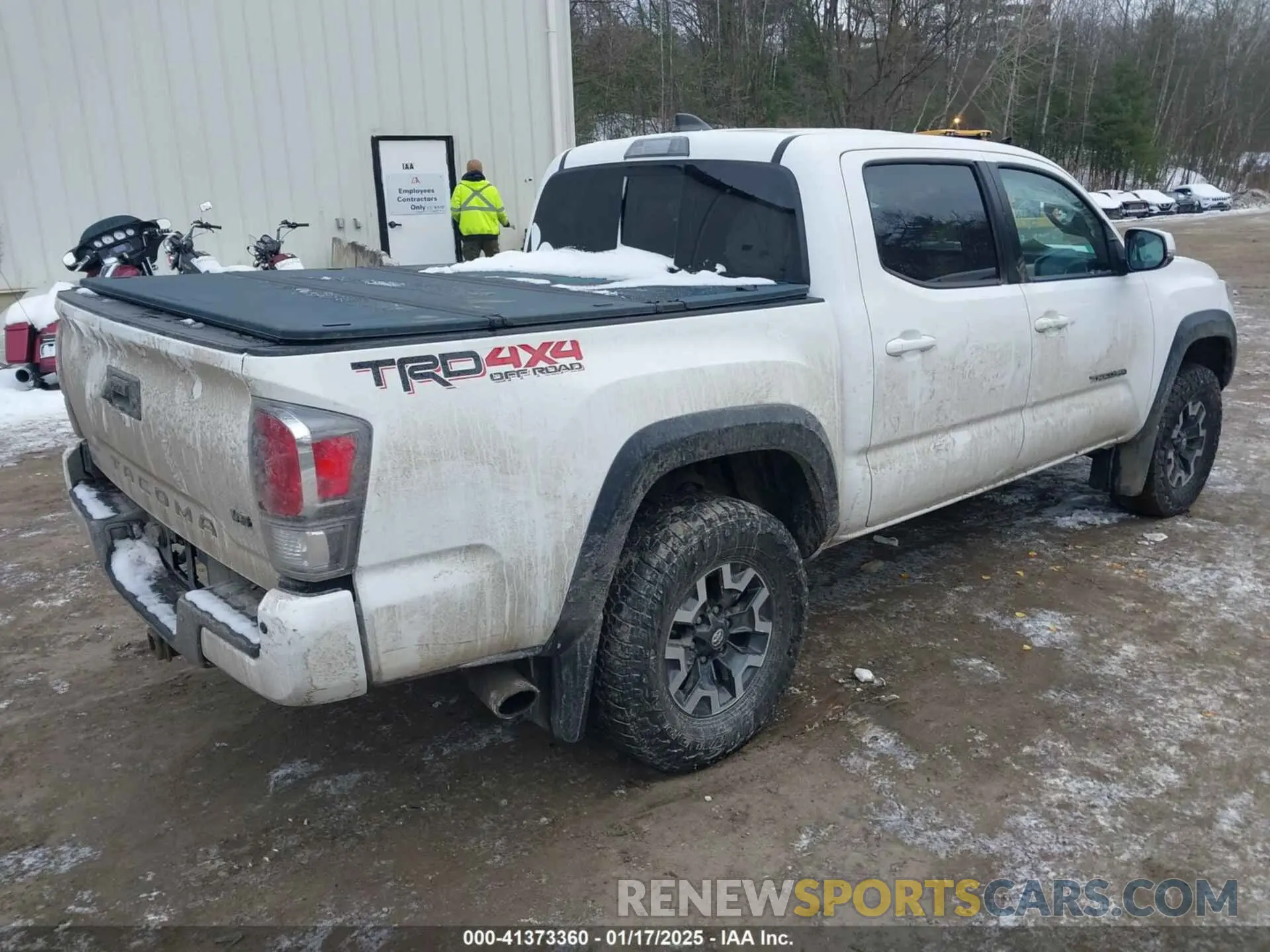 4 fotografías del automóvil dañado 5TFCZ5AN0LX215531 TOYOTA TACOMA 2020