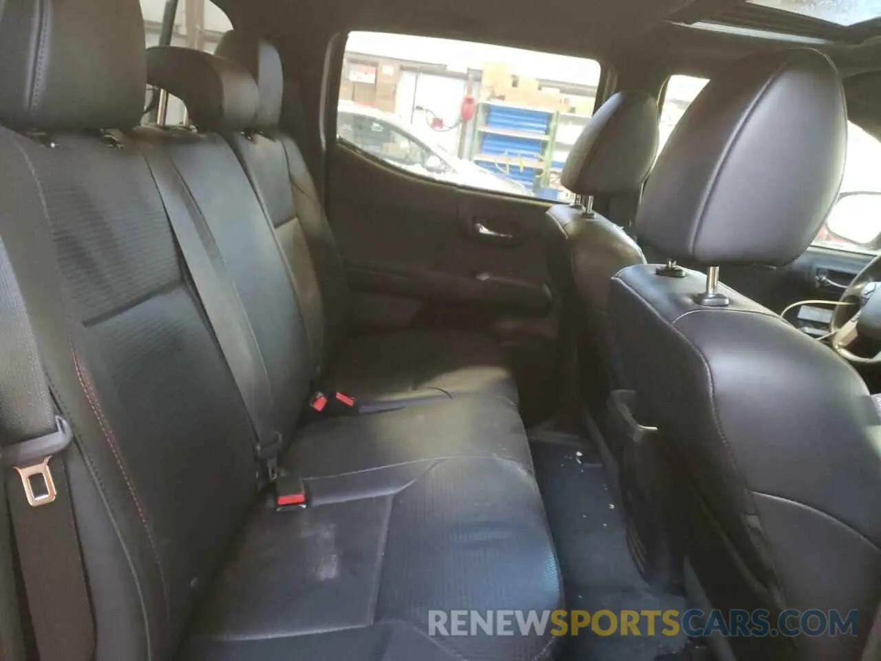 6 fotografías del automóvil dañado 5TFCZ5AN0LX223399 TOYOTA TACOMA 2020