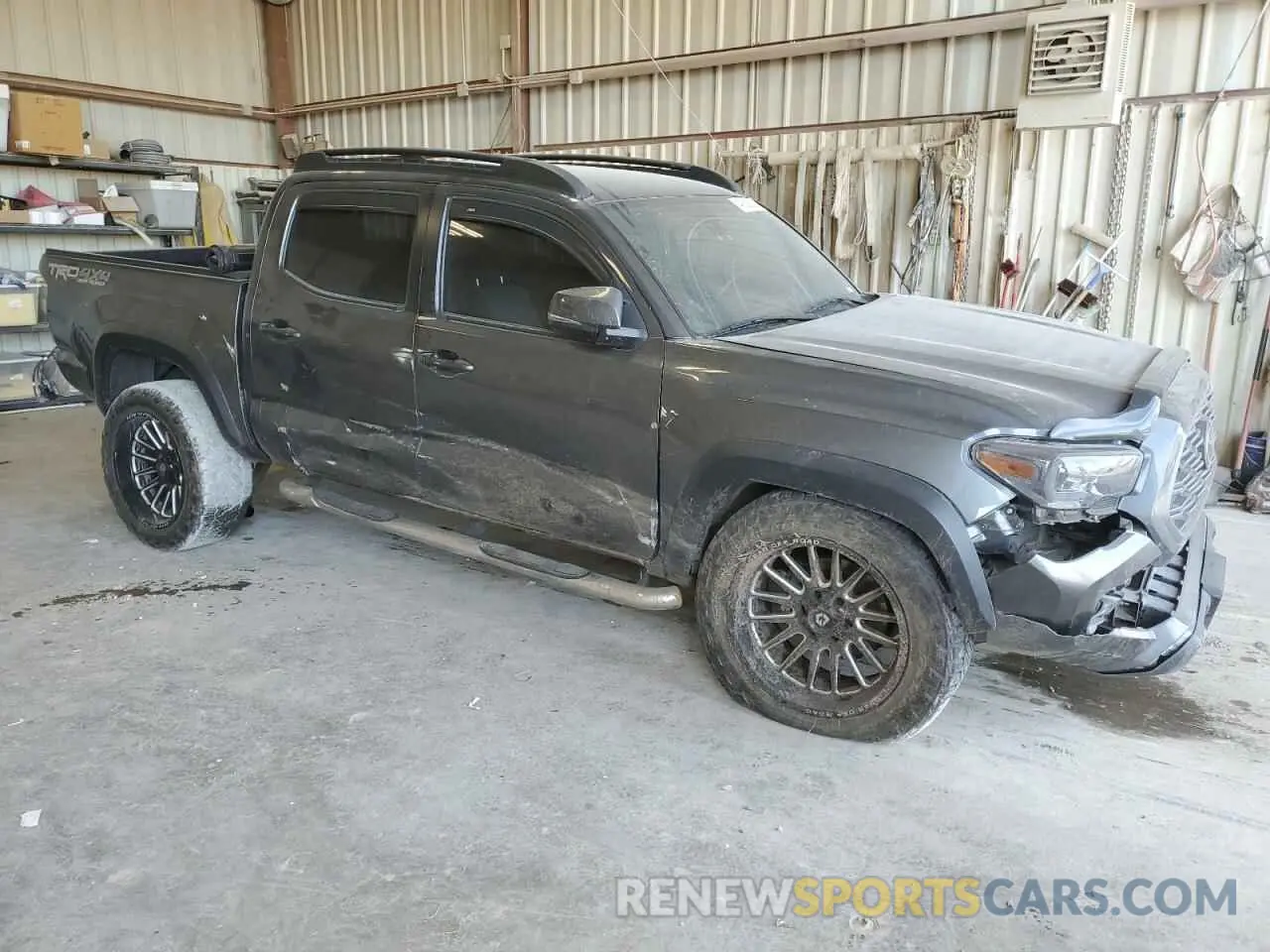 4 fotografías del automóvil dañado 5TFCZ5AN0LX225458 TOYOTA TACOMA 2020