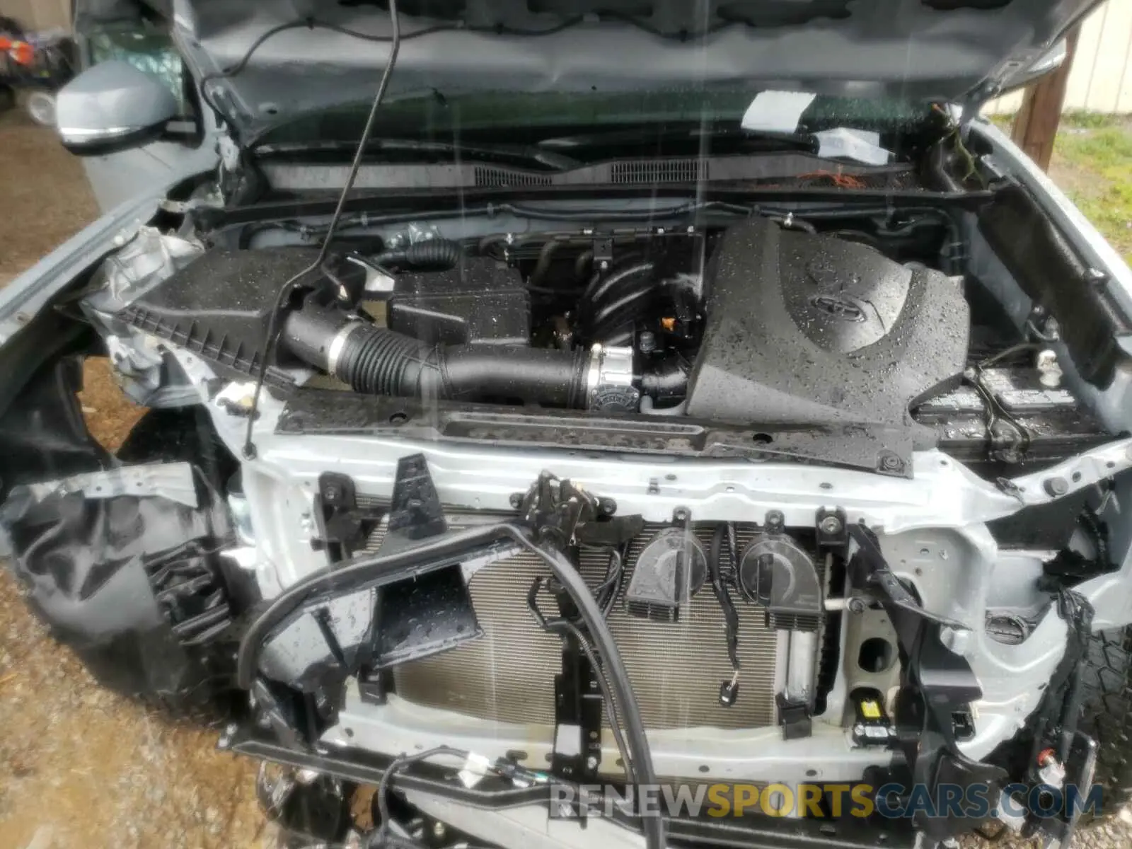 7 fotografías del automóvil dañado 5TFCZ5AN1LX222276 TOYOTA TACOMA 2020