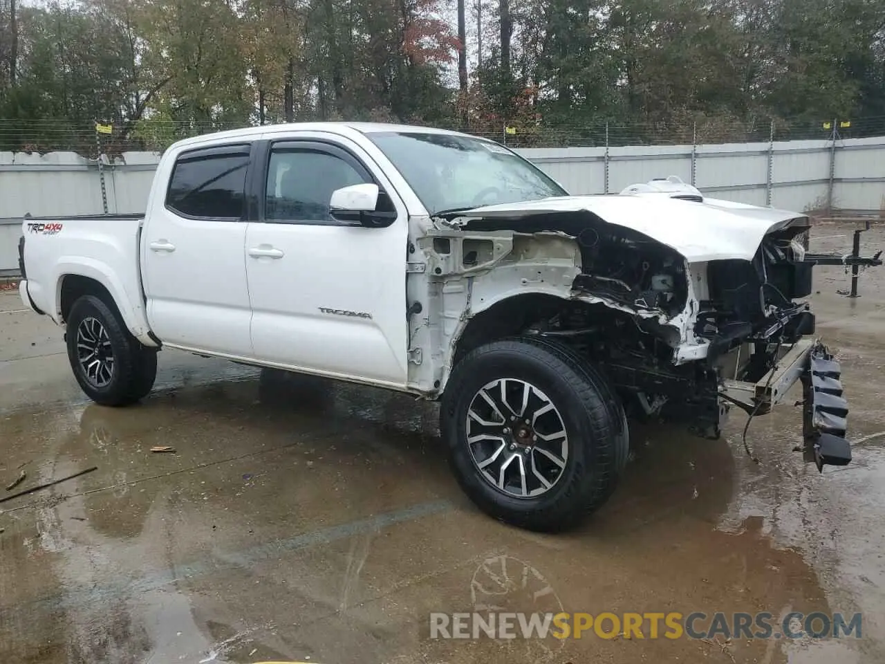 4 fotografías del automóvil dañado 5TFCZ5AN4LX216164 TOYOTA TACOMA 2020