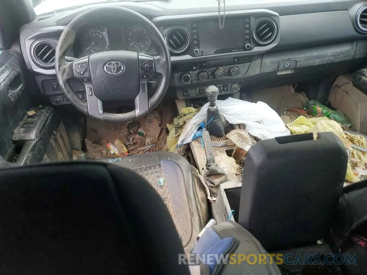 8 fotografías del automóvil dañado 5TFCZ5AN4LX216164 TOYOTA TACOMA 2020